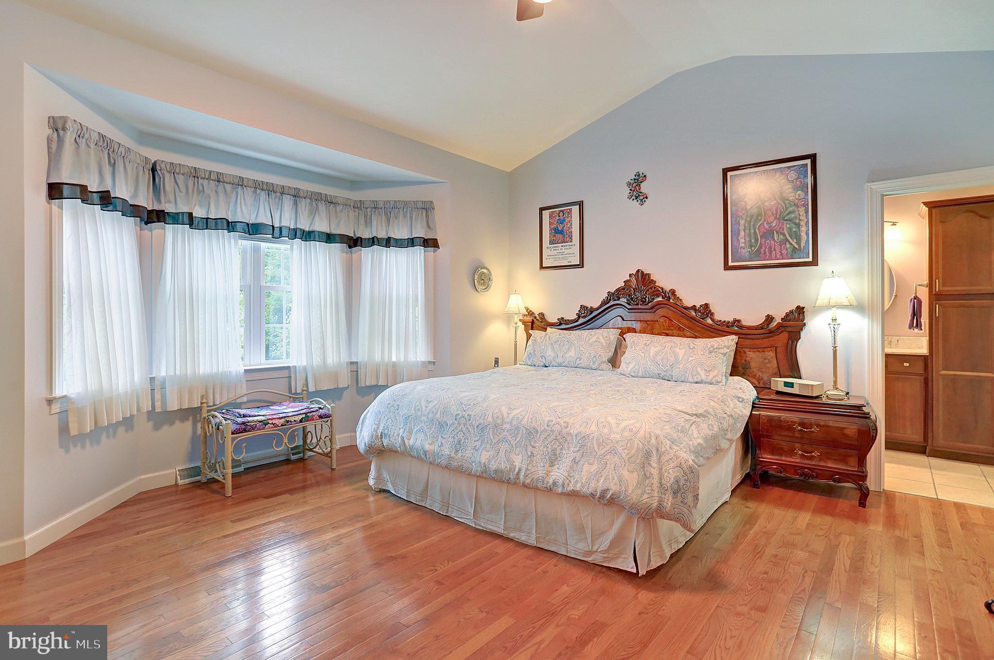 LITTLE CREEK - Residential