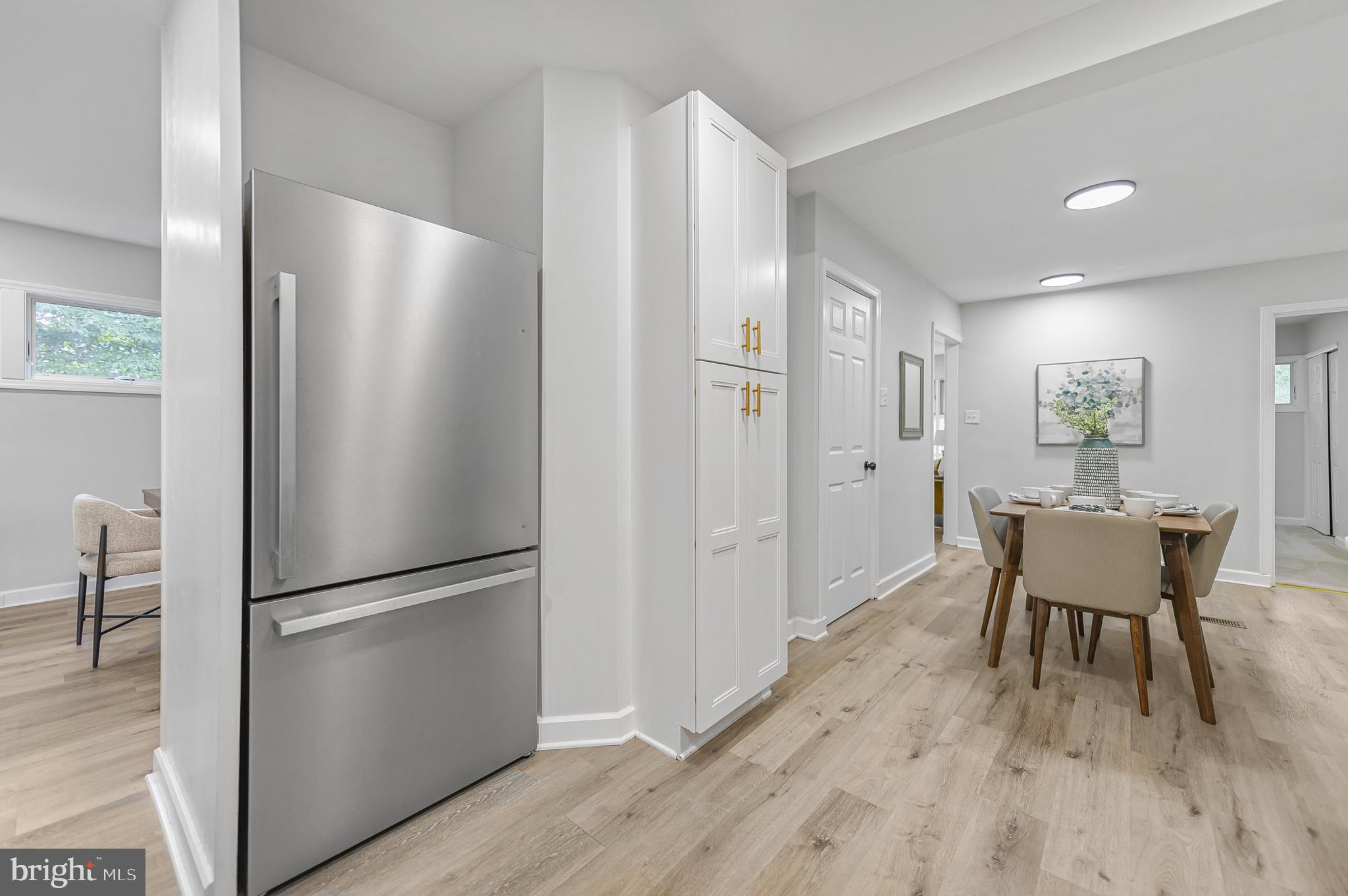 MEADOW BROOK - Residential