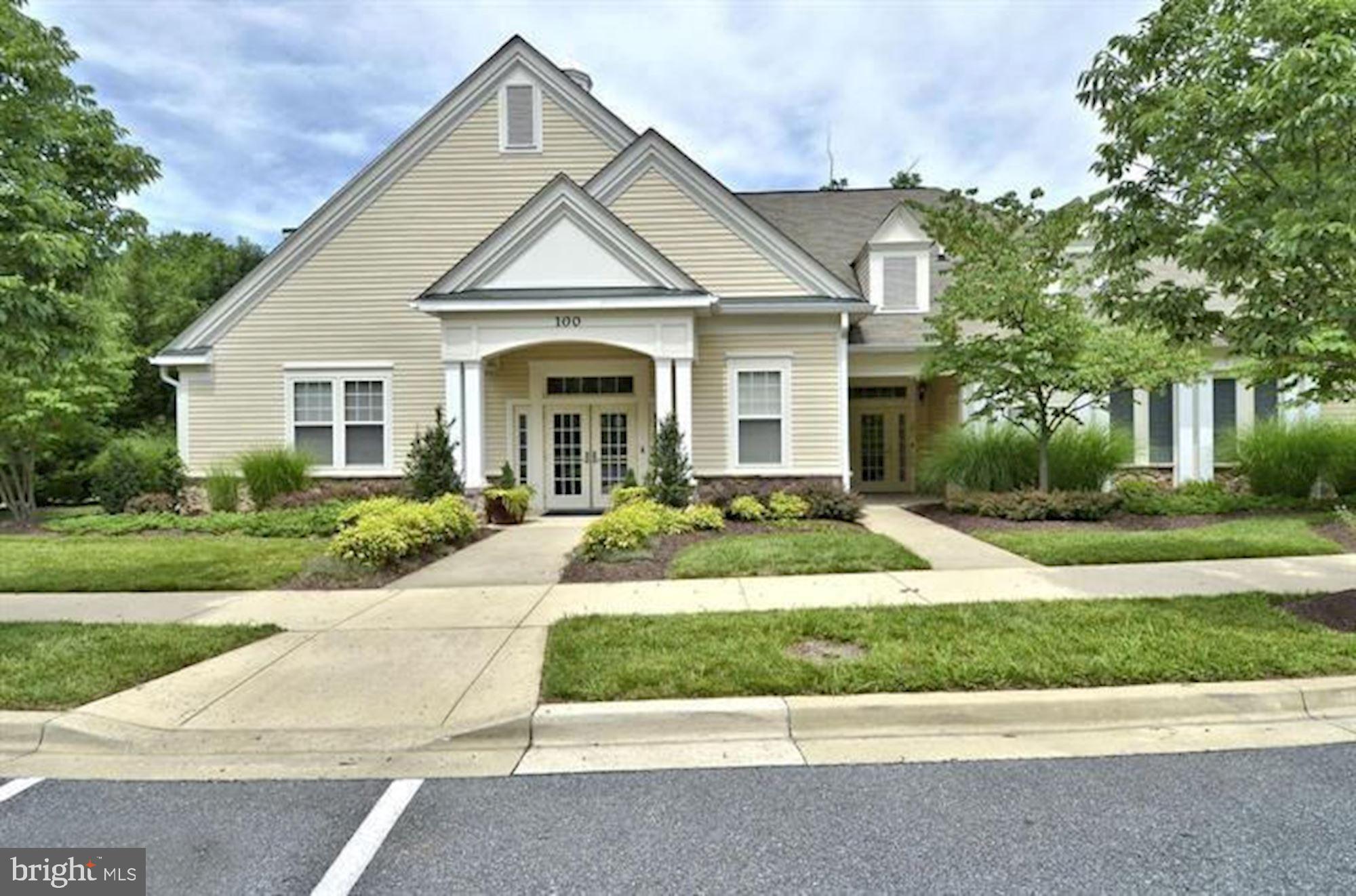 LAKELAND RIDGE - Residential