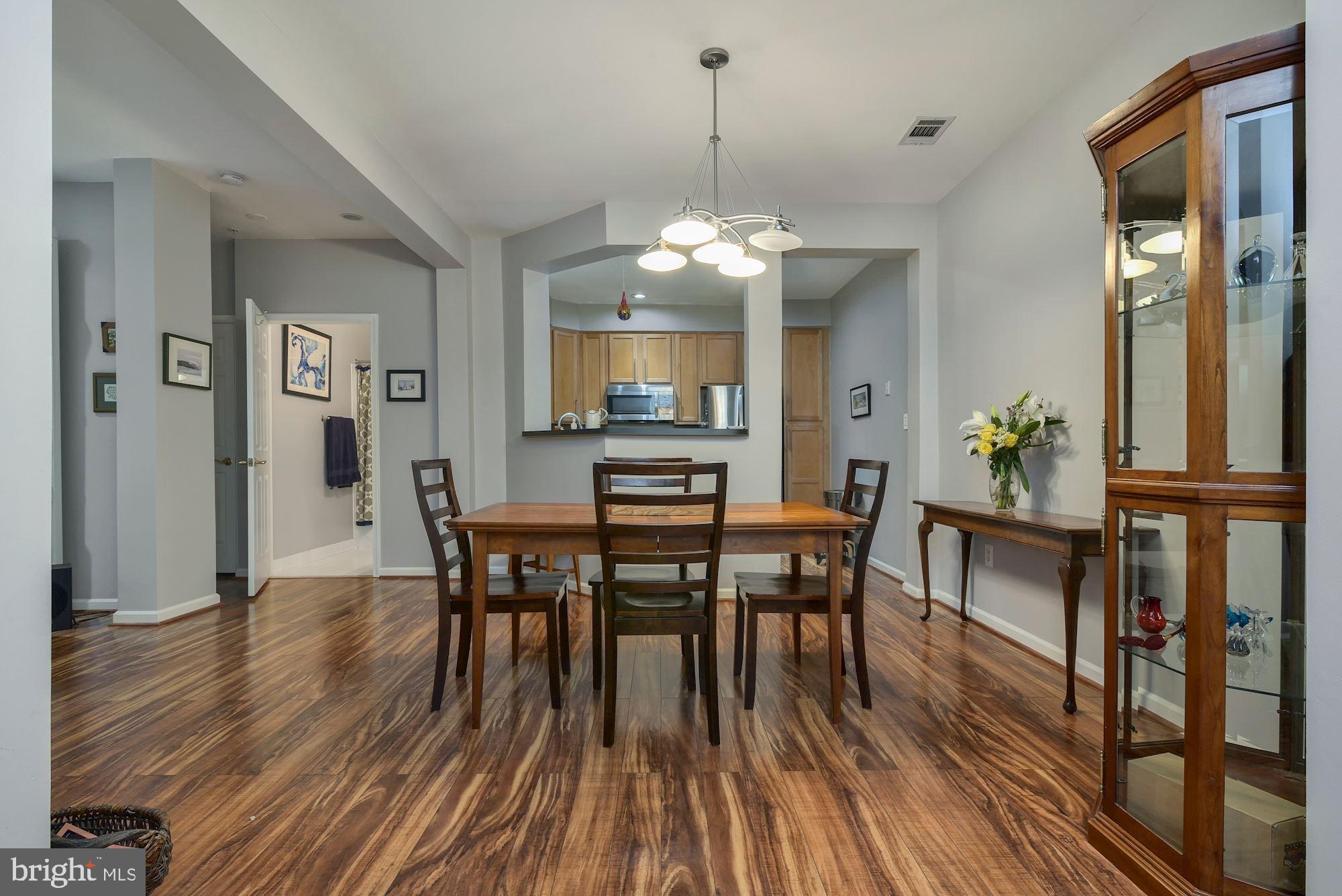 LAKELAND RIDGE - Residential