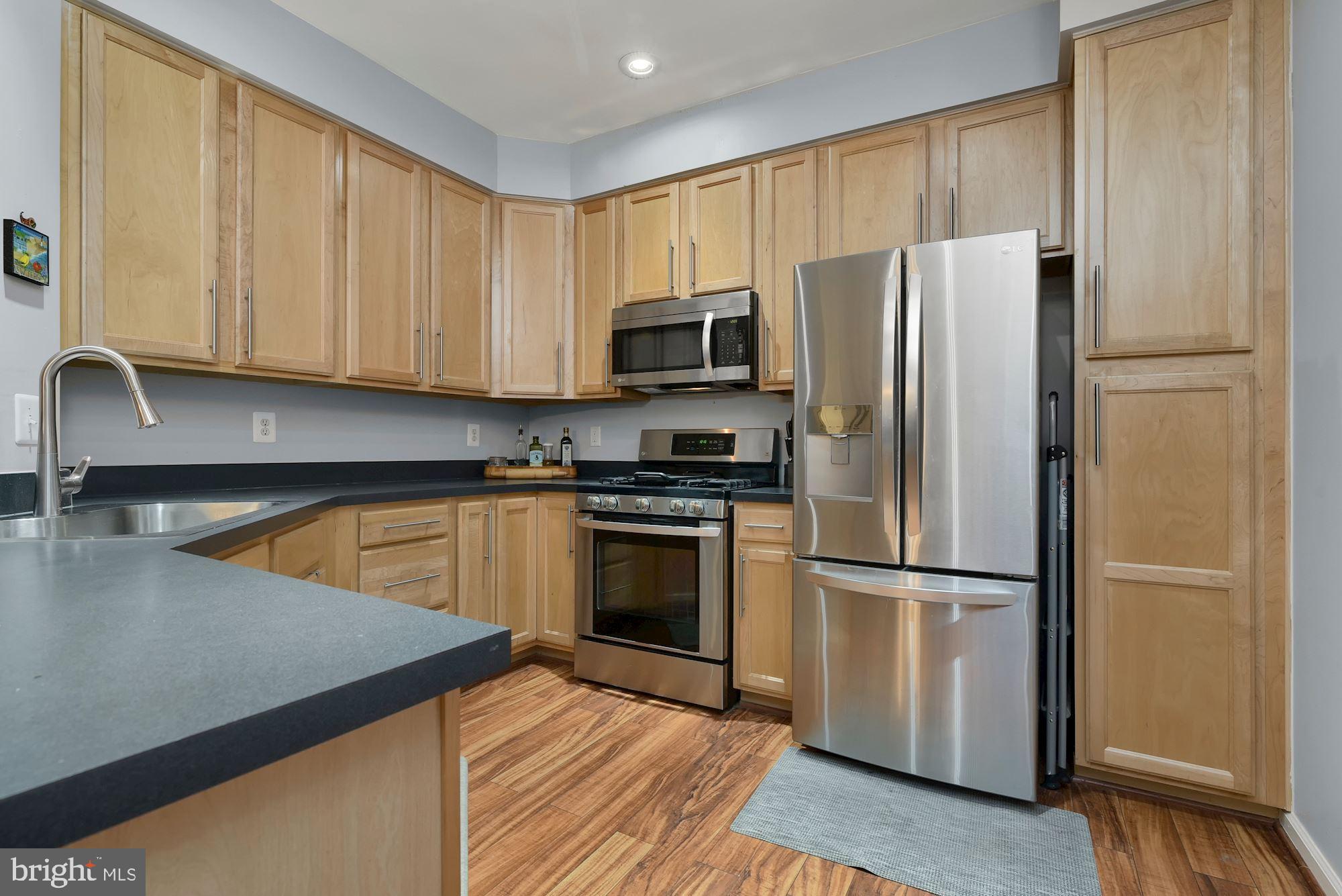 LAKELAND RIDGE - Residential