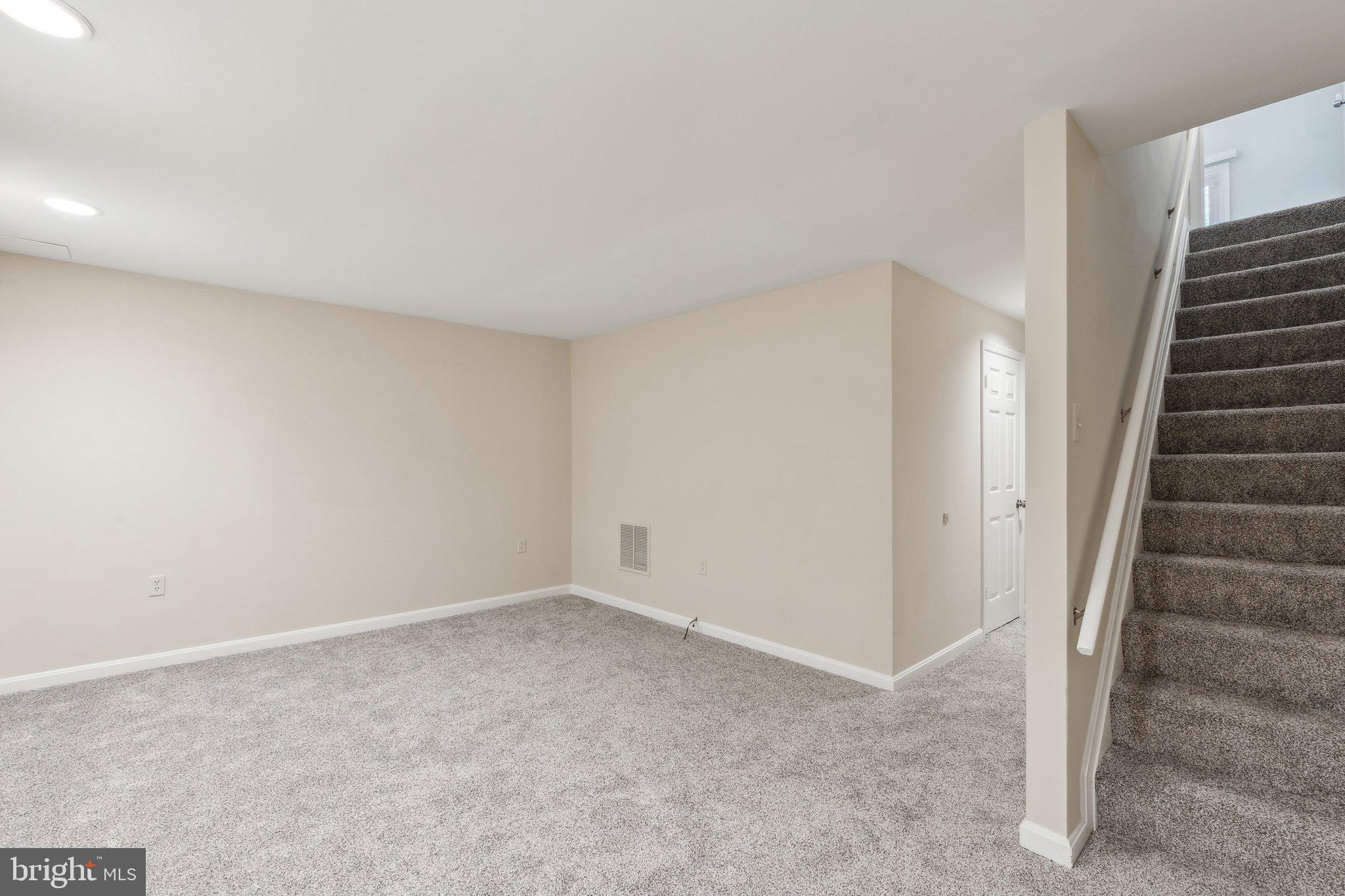 WOODSTONE - Residential Lease