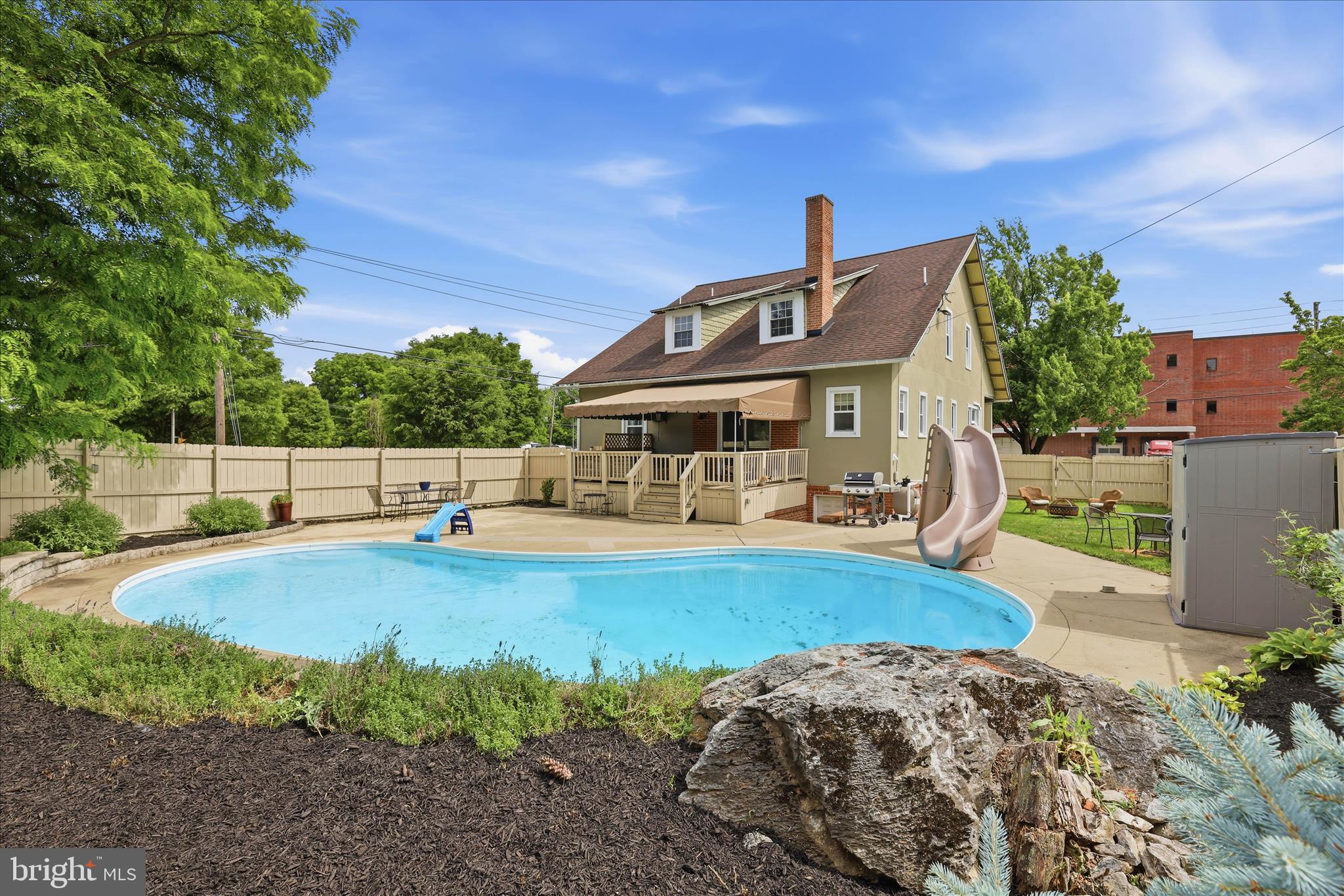 LITITZ BOROUGH - Residential