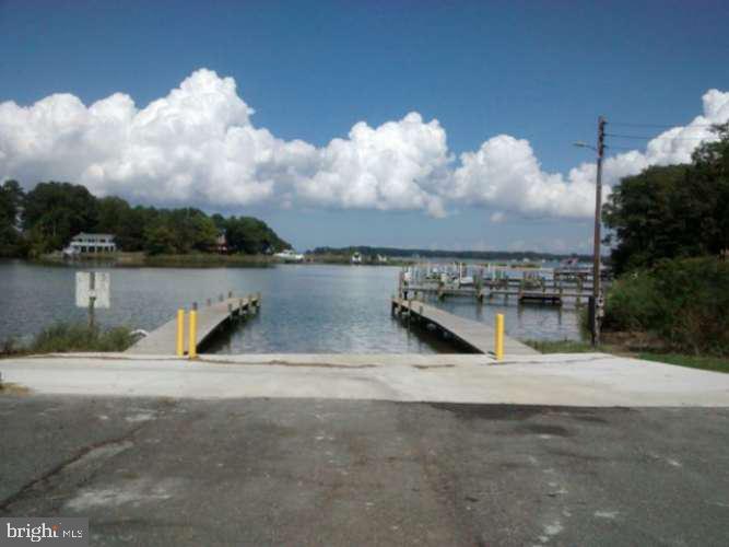 CABIN POINT - Residential