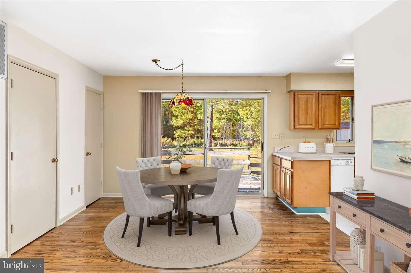 CABIN POINT - Residential