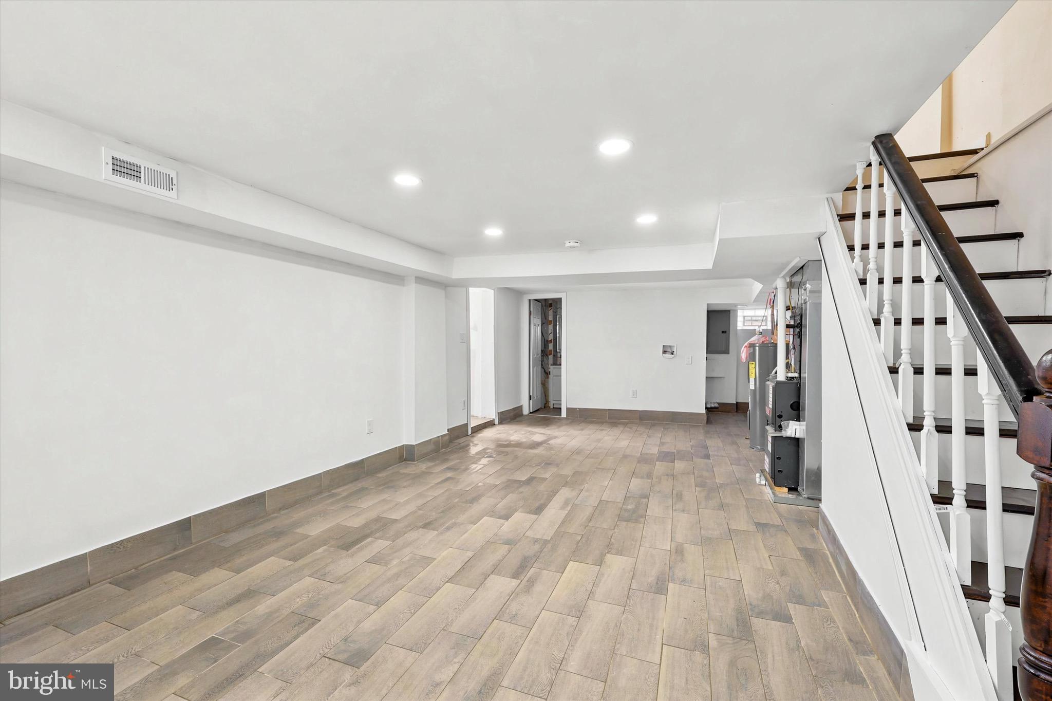MAYFAIR - Residential