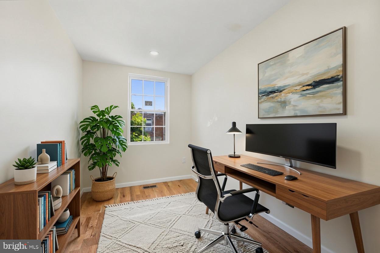 MAYFAIR - Residential