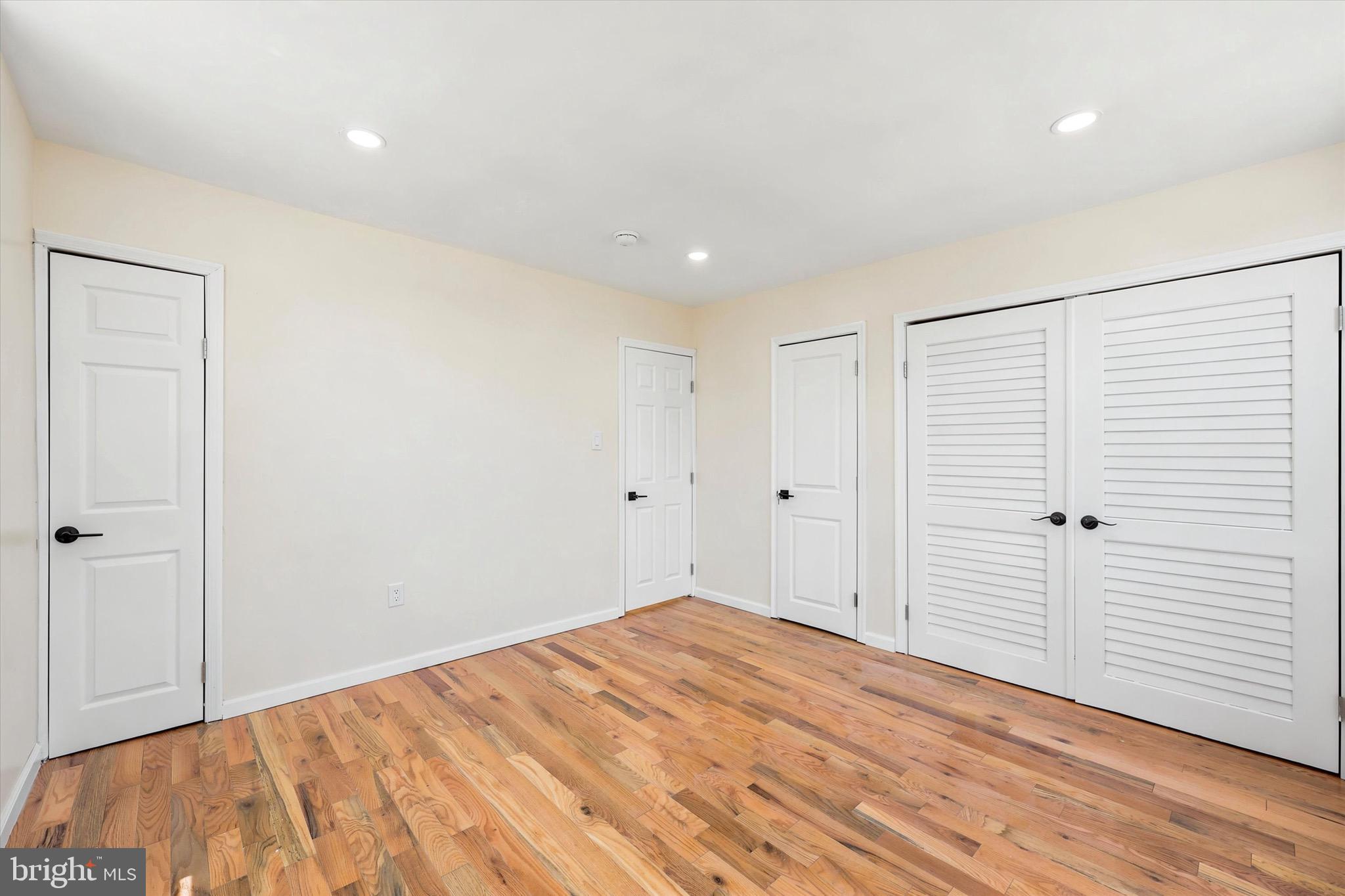 MAYFAIR - Residential