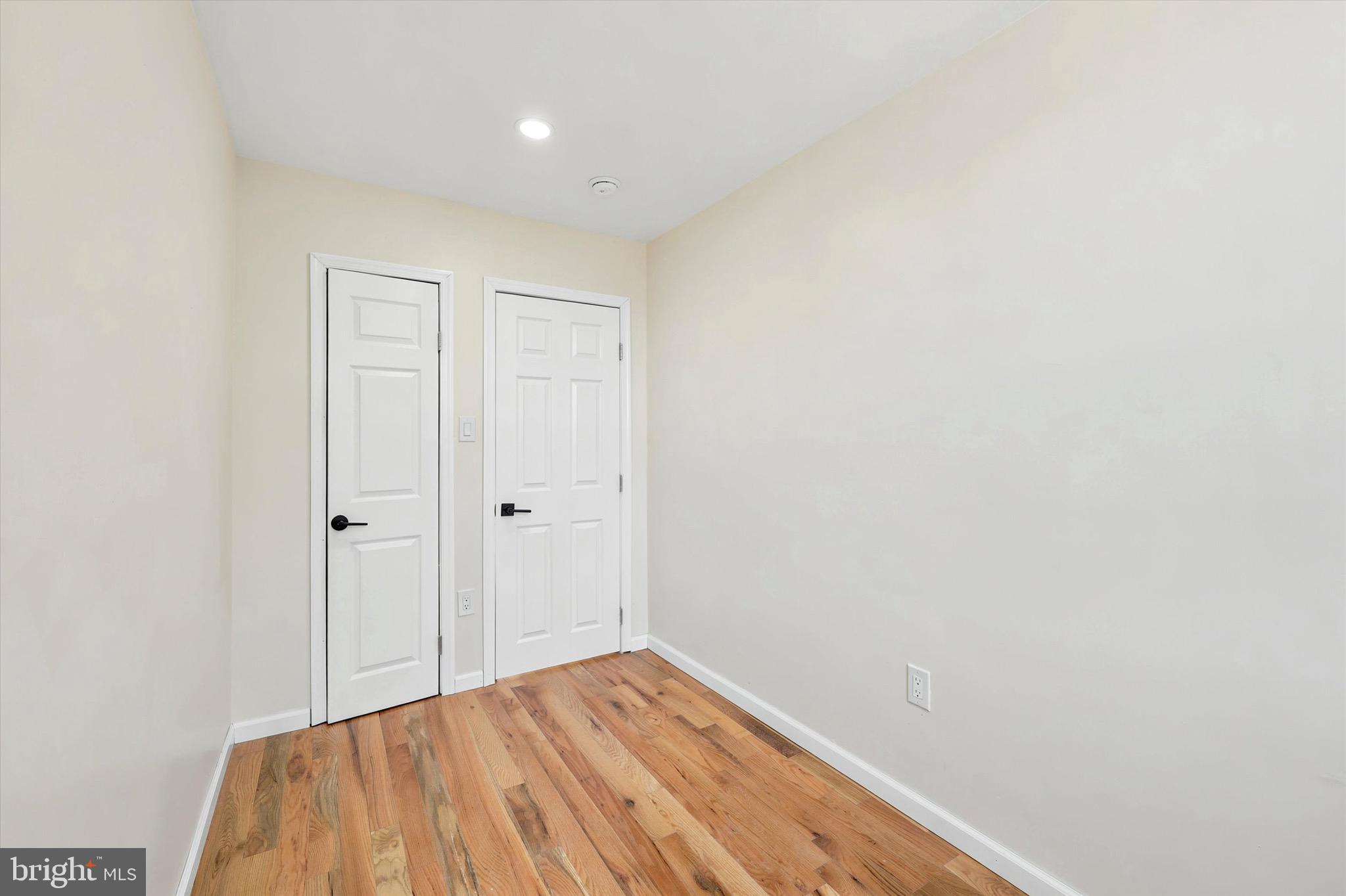 MAYFAIR - Residential