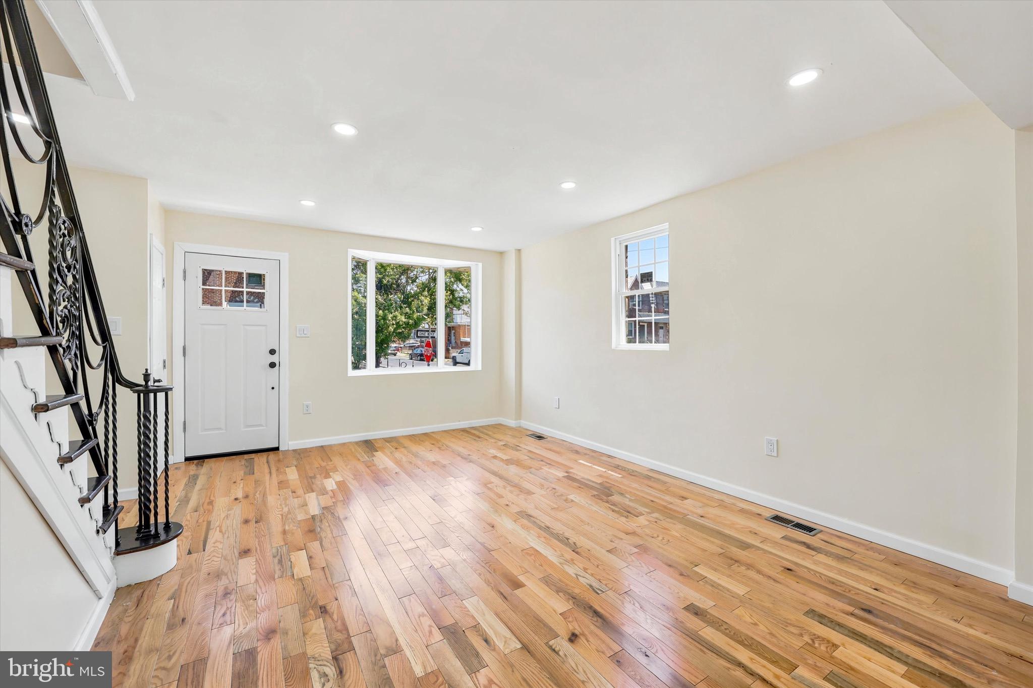 MAYFAIR - Residential