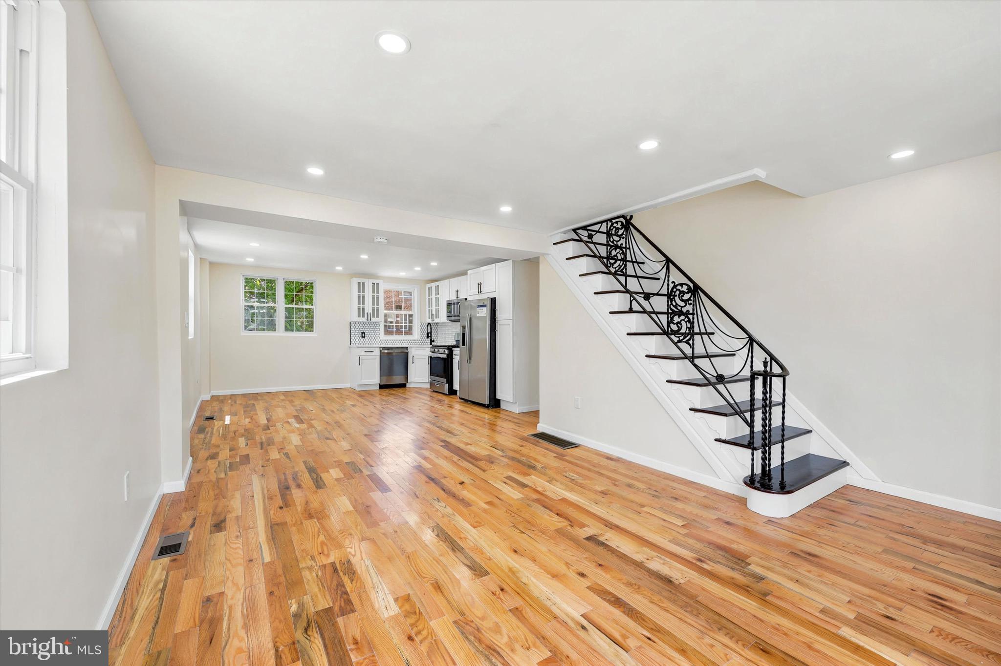 MAYFAIR - Residential