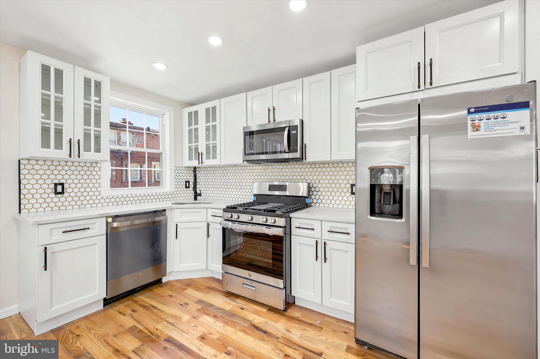 MAYFAIR - Residential