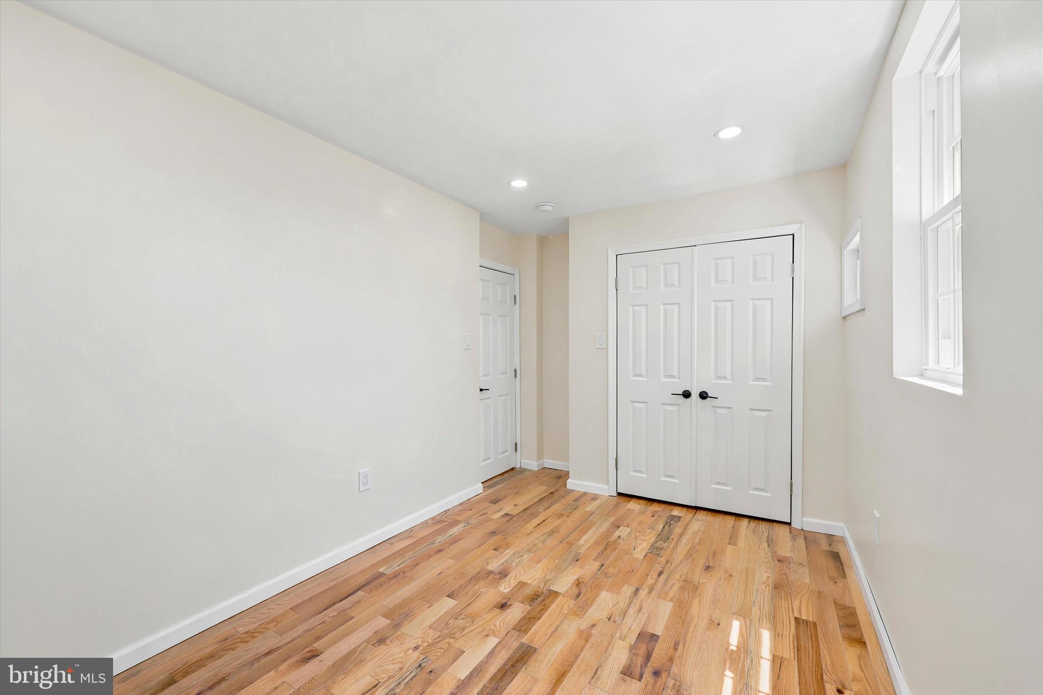 MAYFAIR - Residential