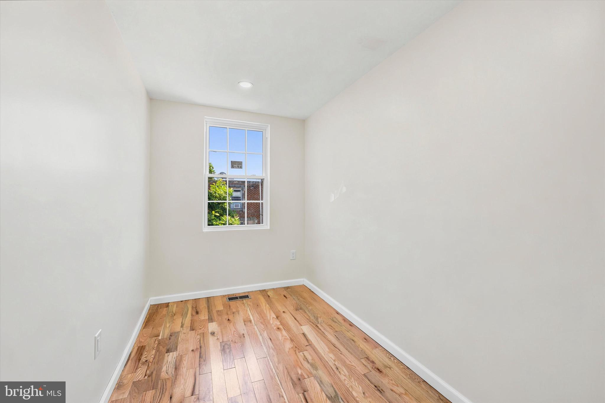 MAYFAIR - Residential