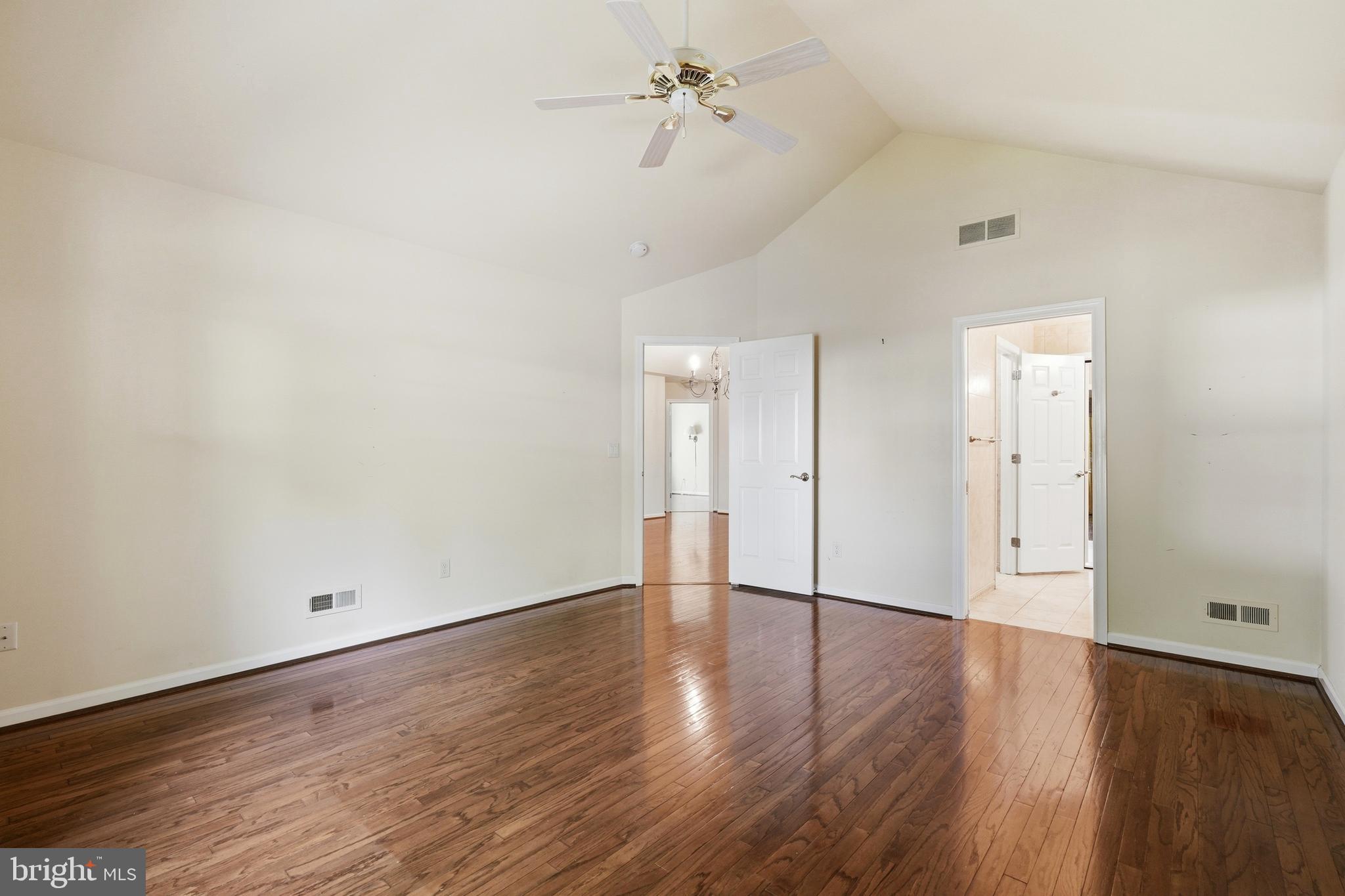 LIONSGATE - Residential