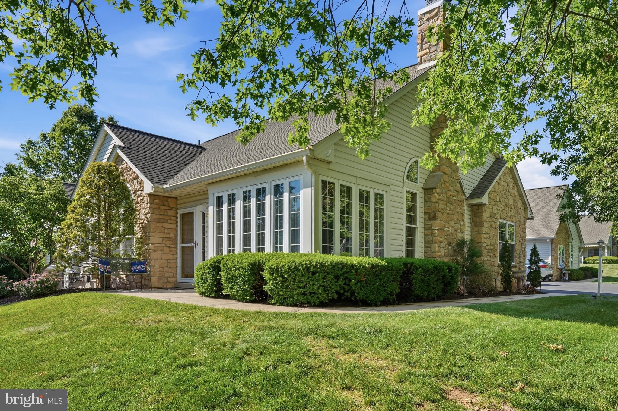 LIONSGATE - Residential