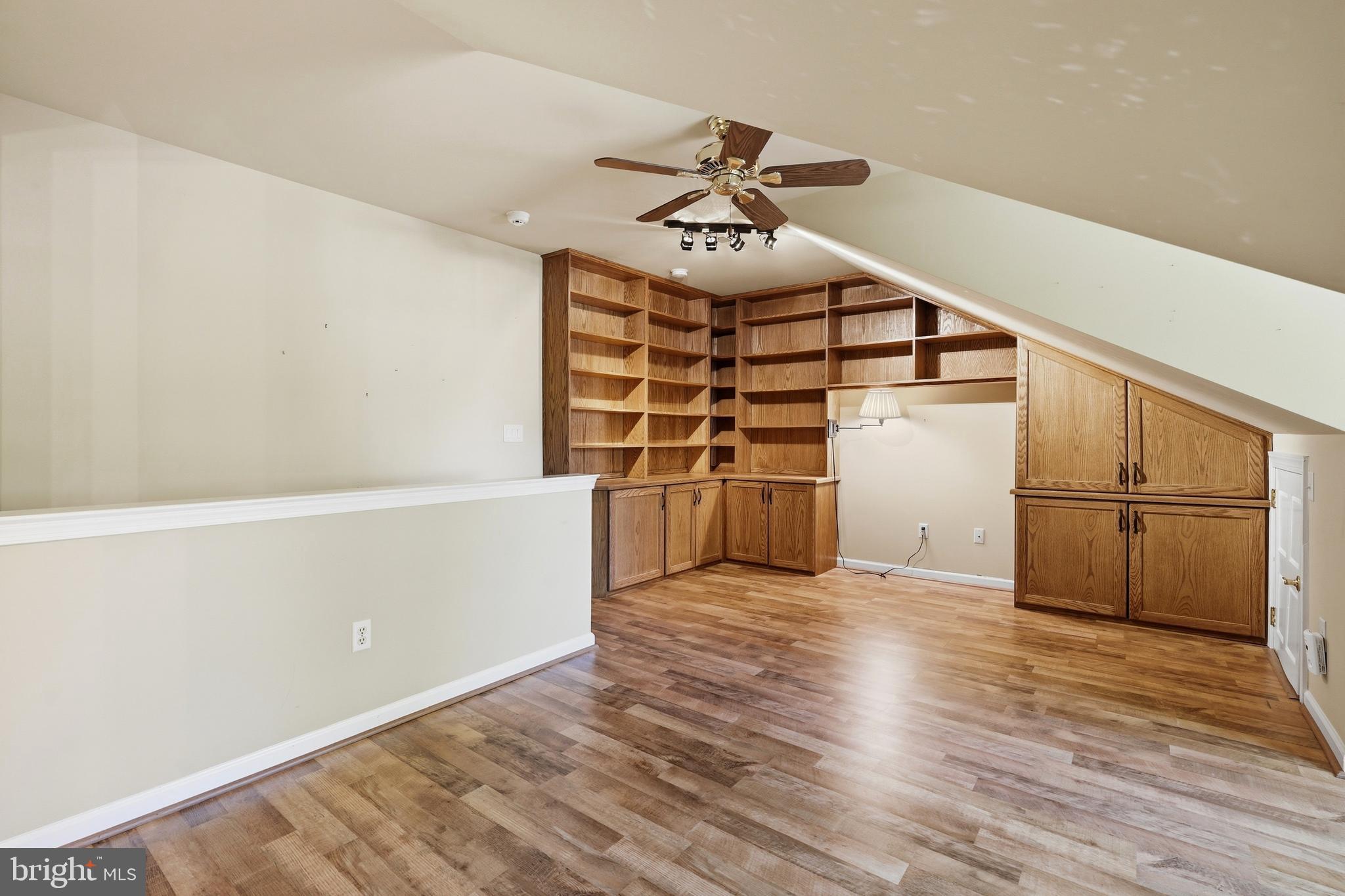 LIONSGATE - Residential