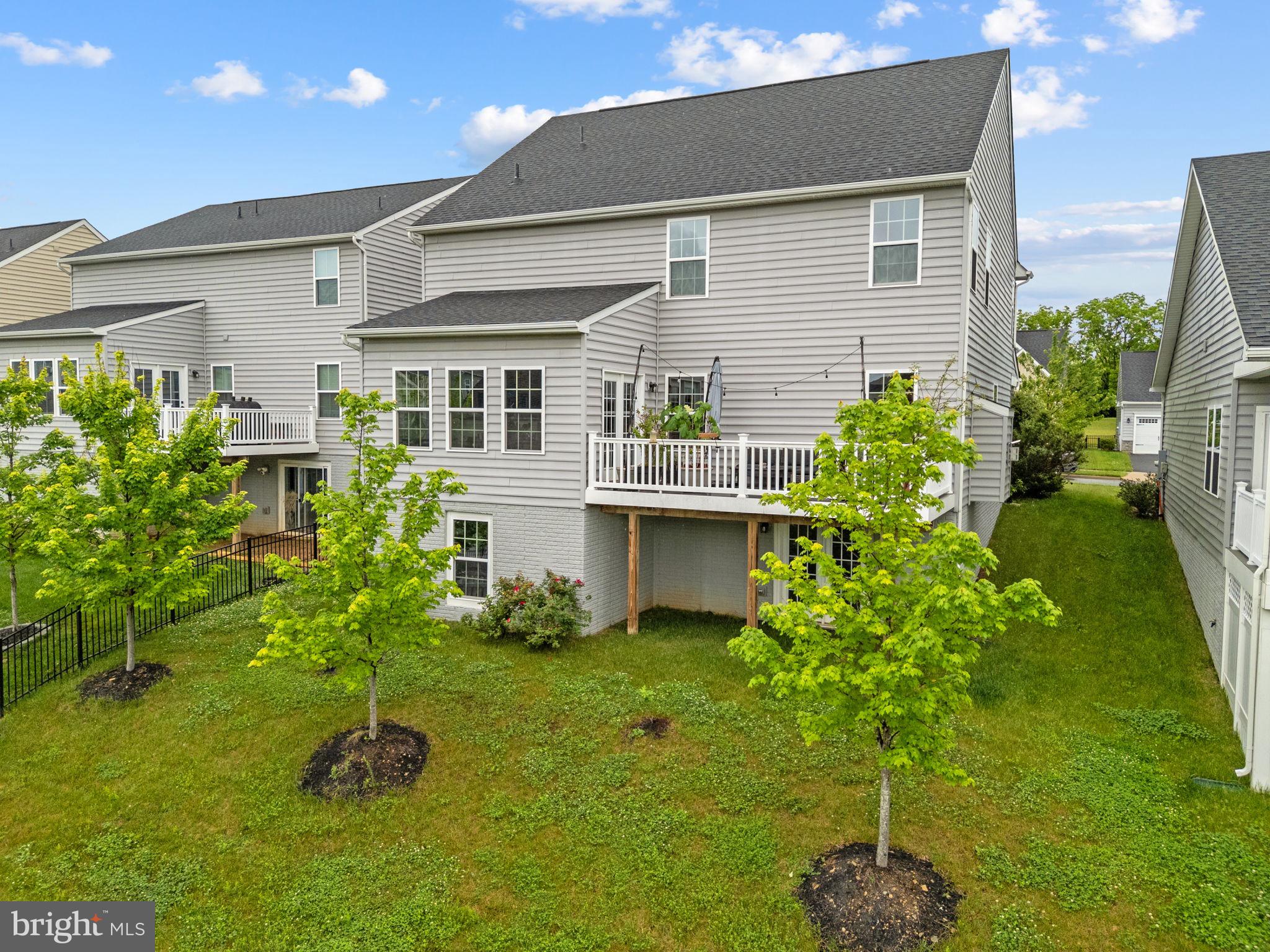LAKE FREDERICK - Residential