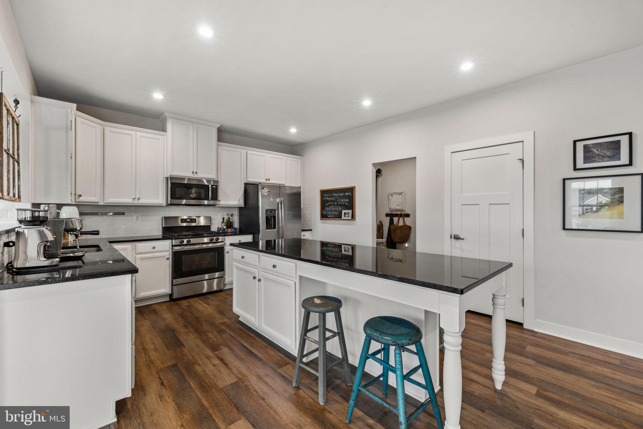 LAKE FREDERICK - Residential