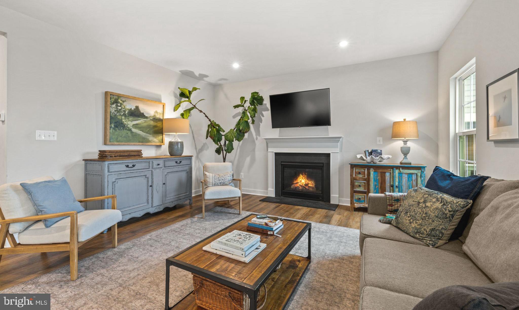LAKE FREDERICK - Residential