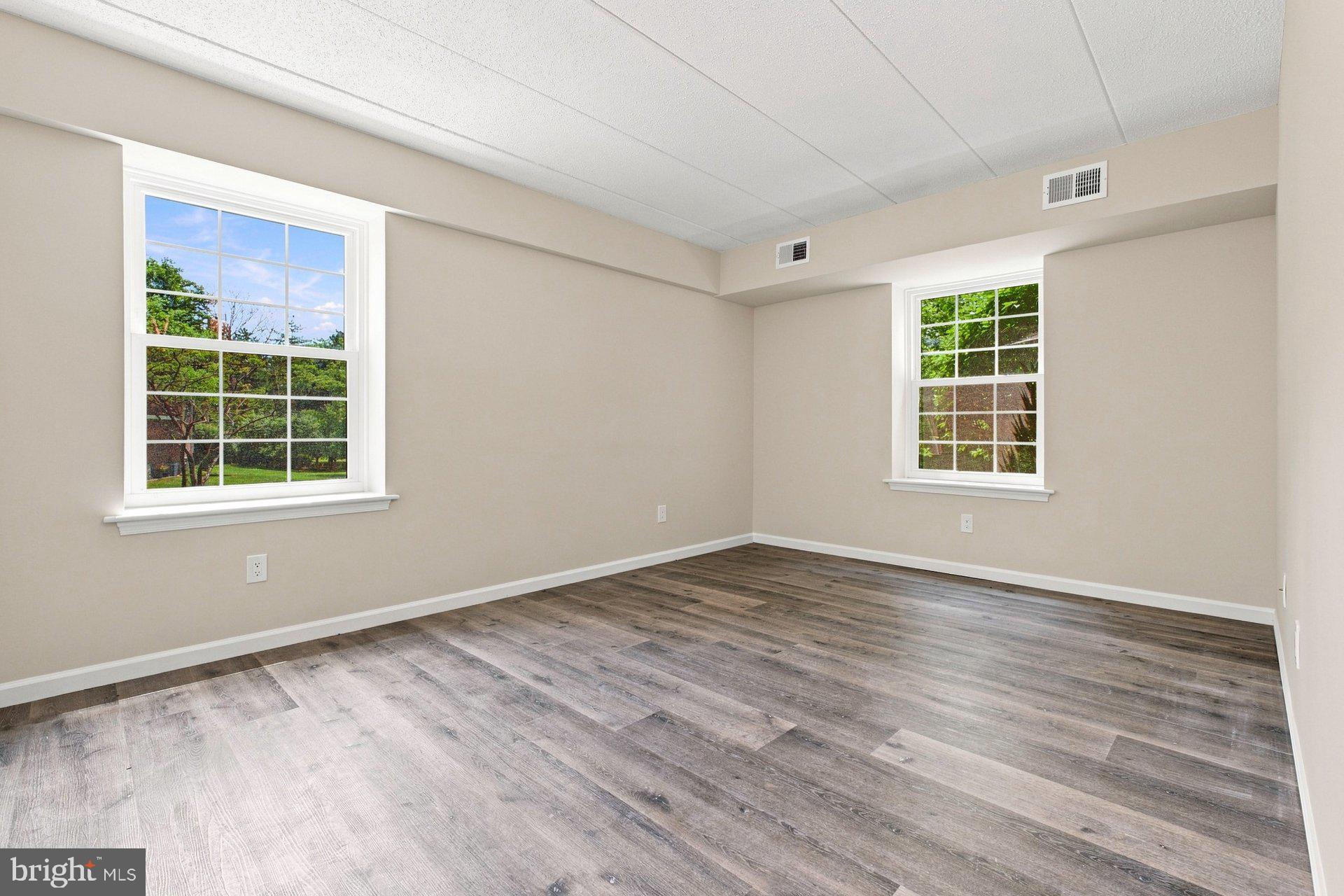 EAGLES RIDGE - Residential