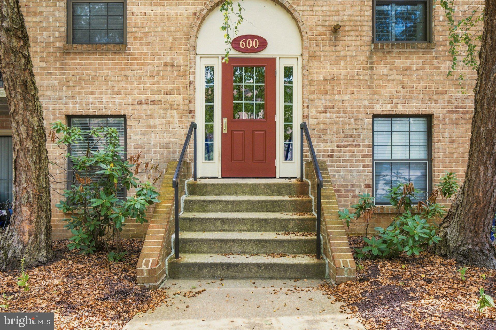 EAGLES RIDGE - Residential