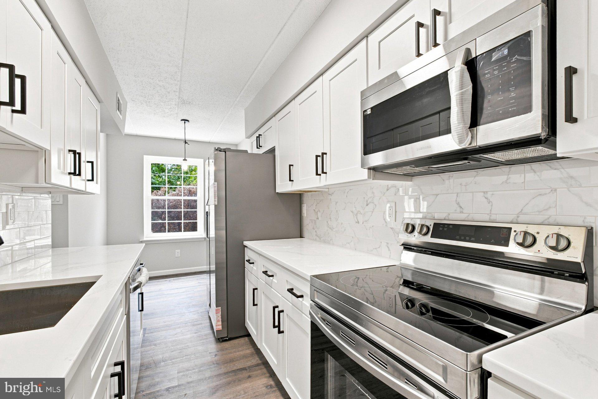 EAGLES RIDGE - Residential