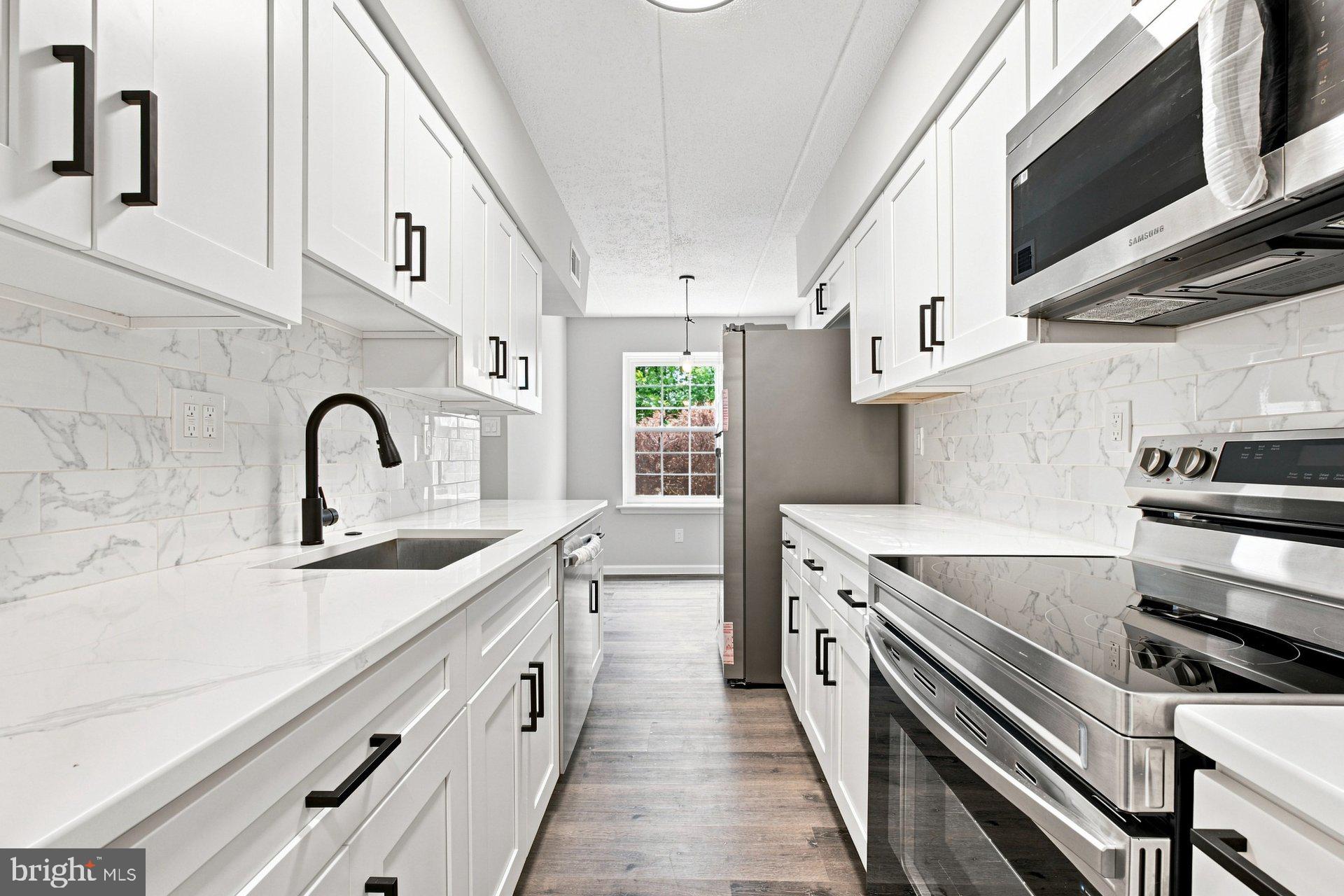 EAGLES RIDGE - Residential