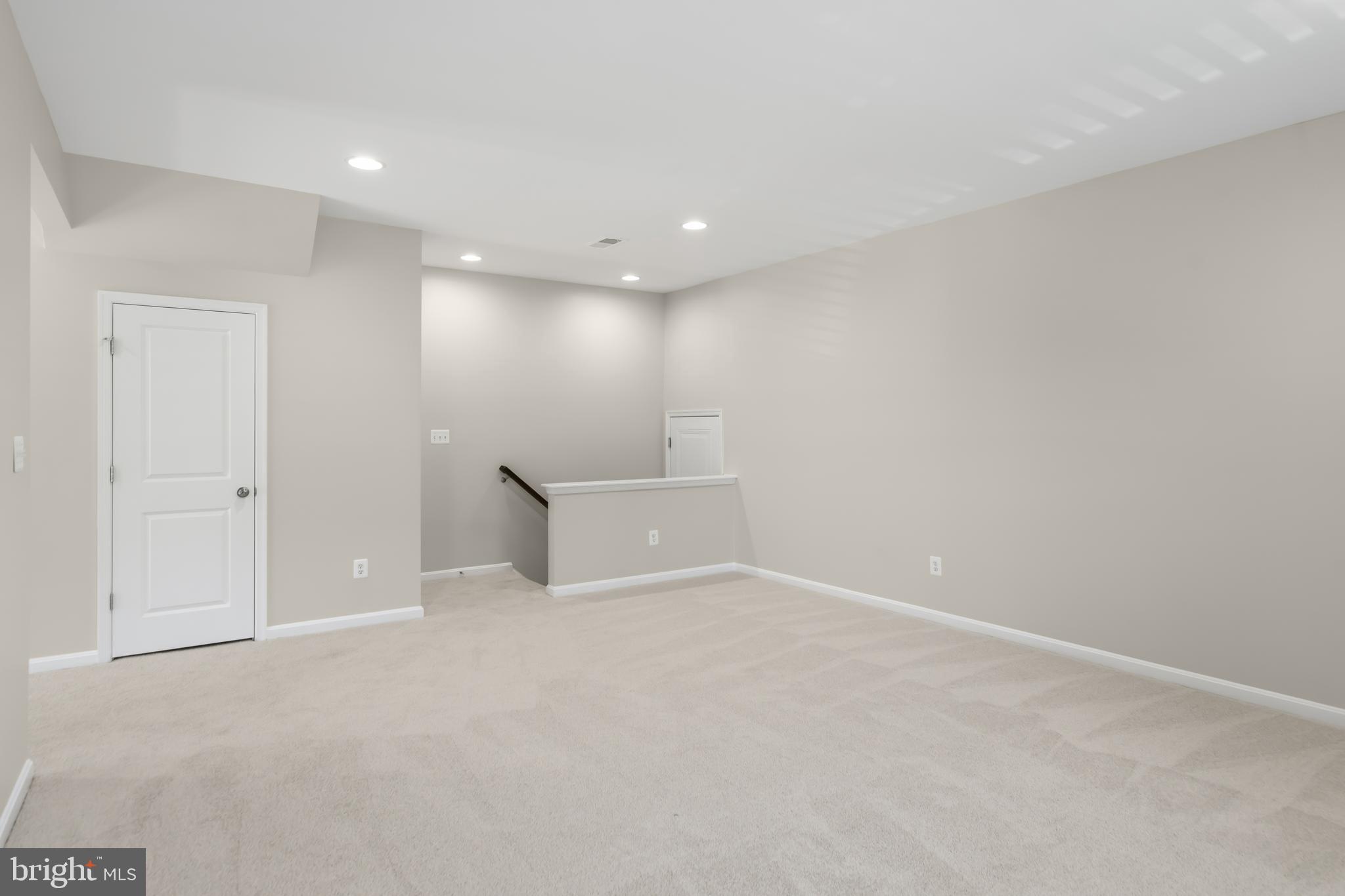 BRAMBLETON TOWN CENTER - Residential