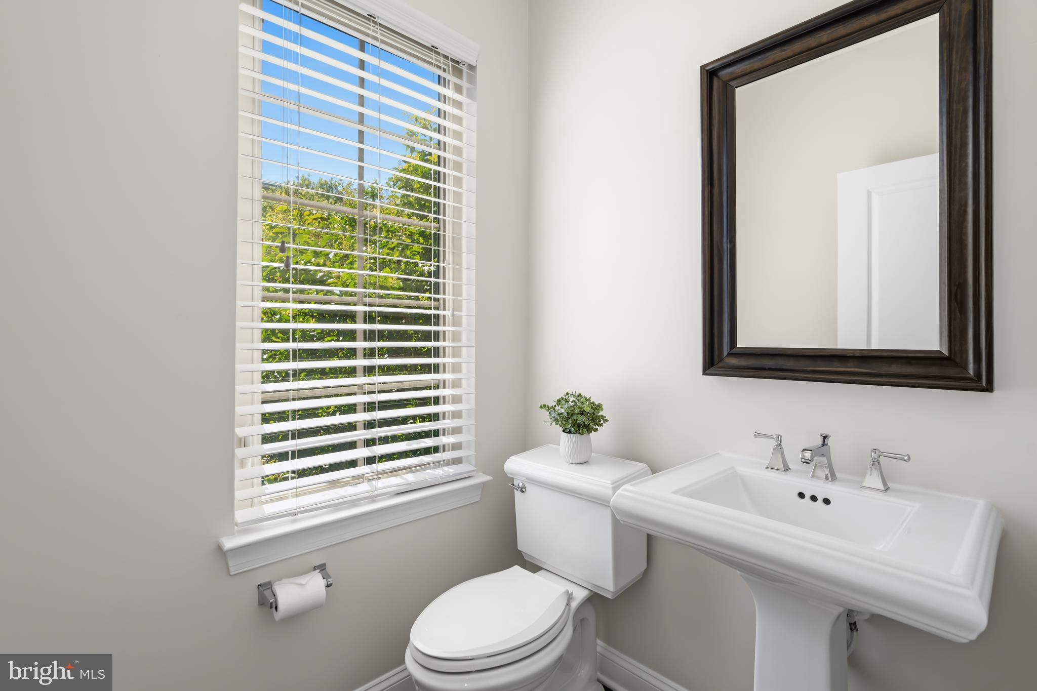 BRAMBLETON TOWN CENTER - Residential