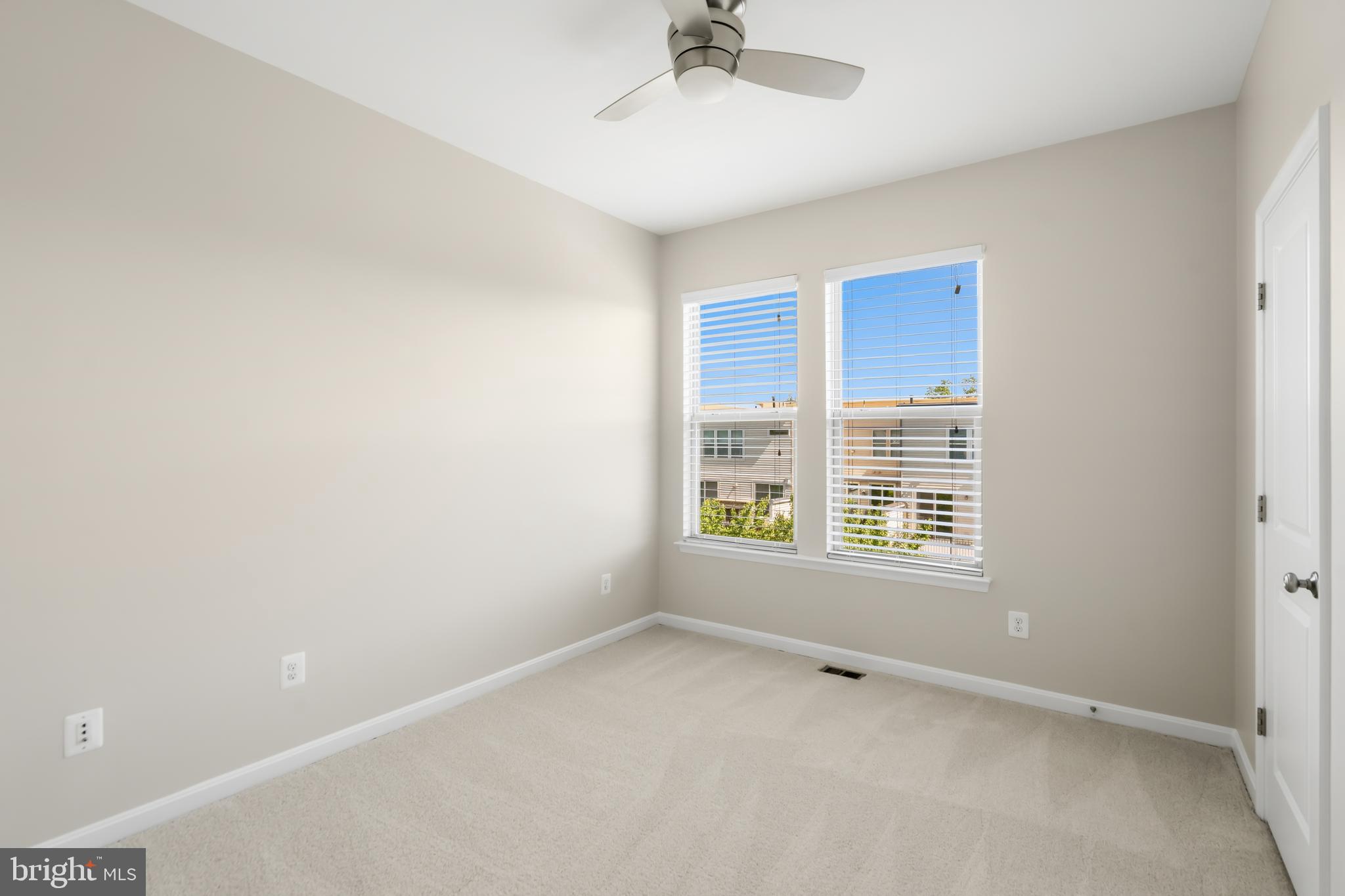 BRAMBLETON TOWN CENTER - Residential