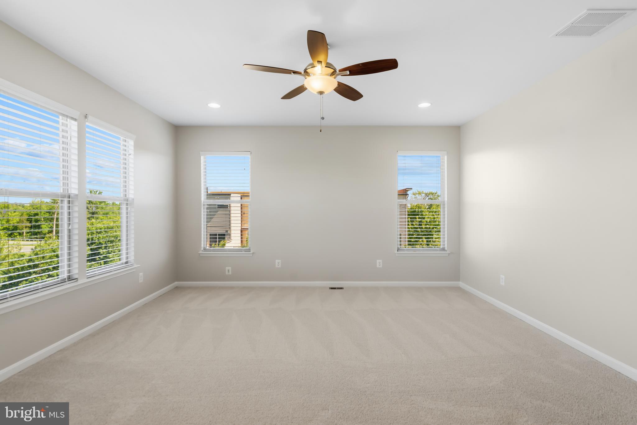 BRAMBLETON TOWN CENTER - Residential