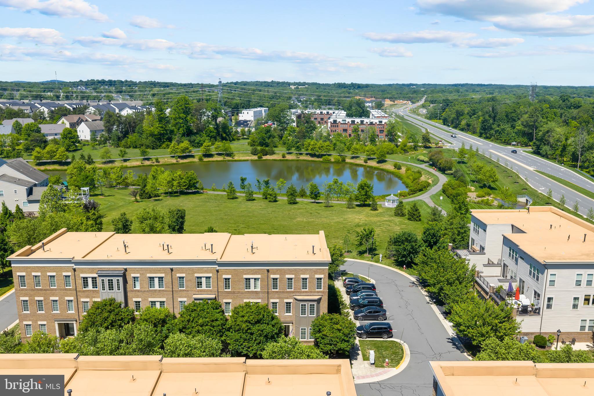 BRAMBLETON TOWN CENTER - Residential