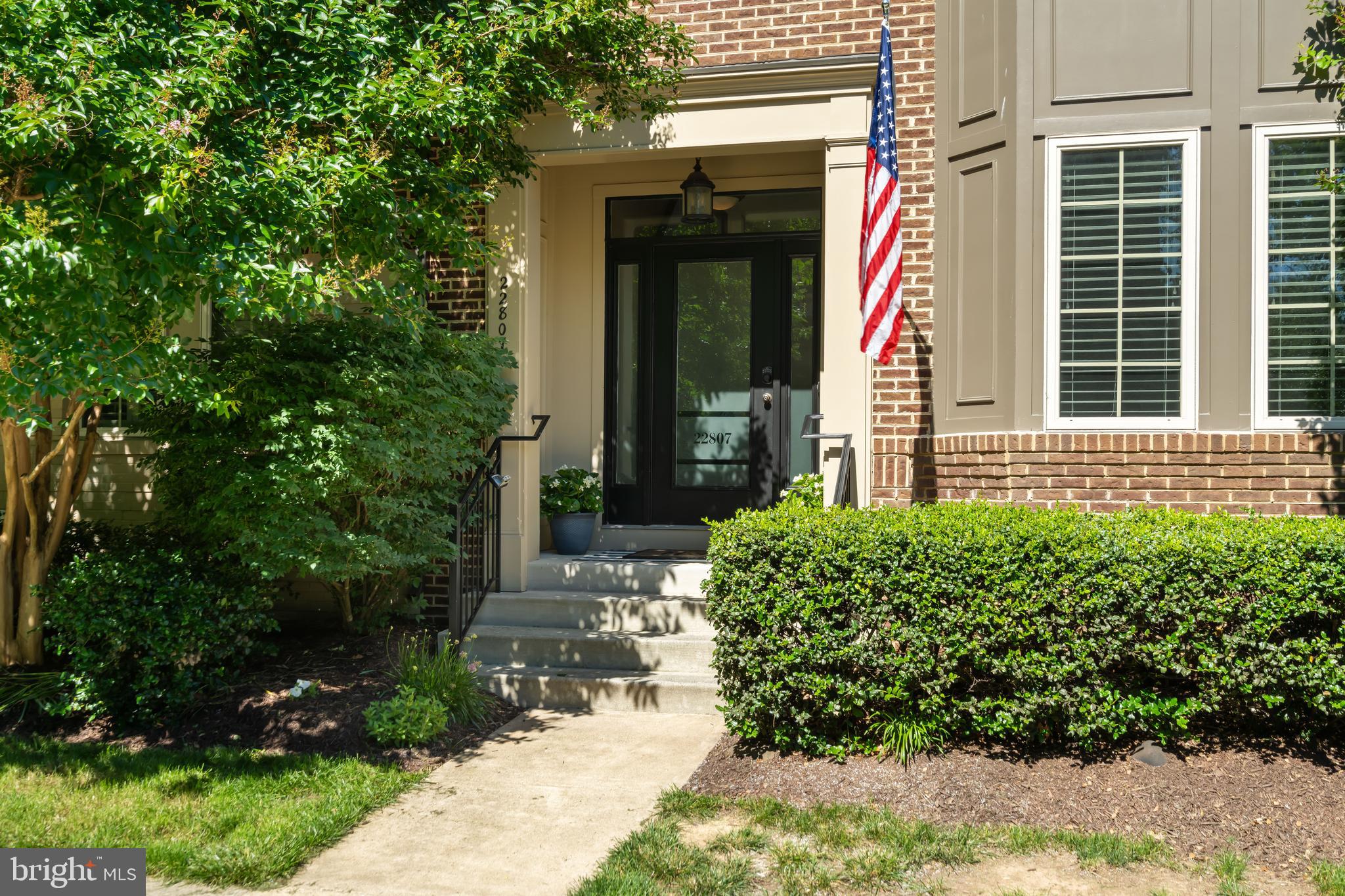 BRAMBLETON TOWN CENTER - Residential