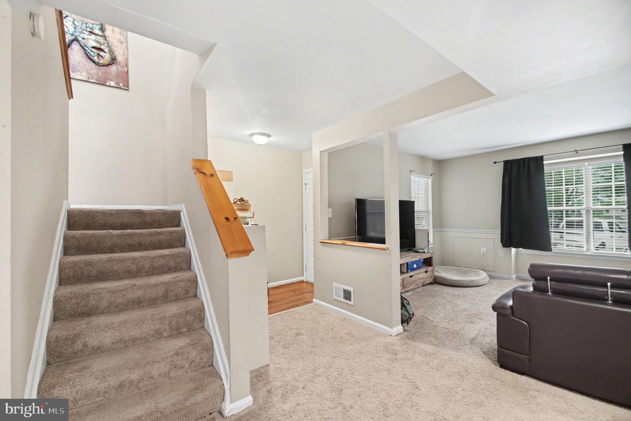MONTCLAIR - Residential