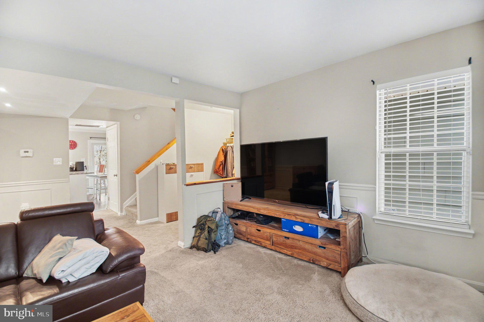 MONTCLAIR - Residential