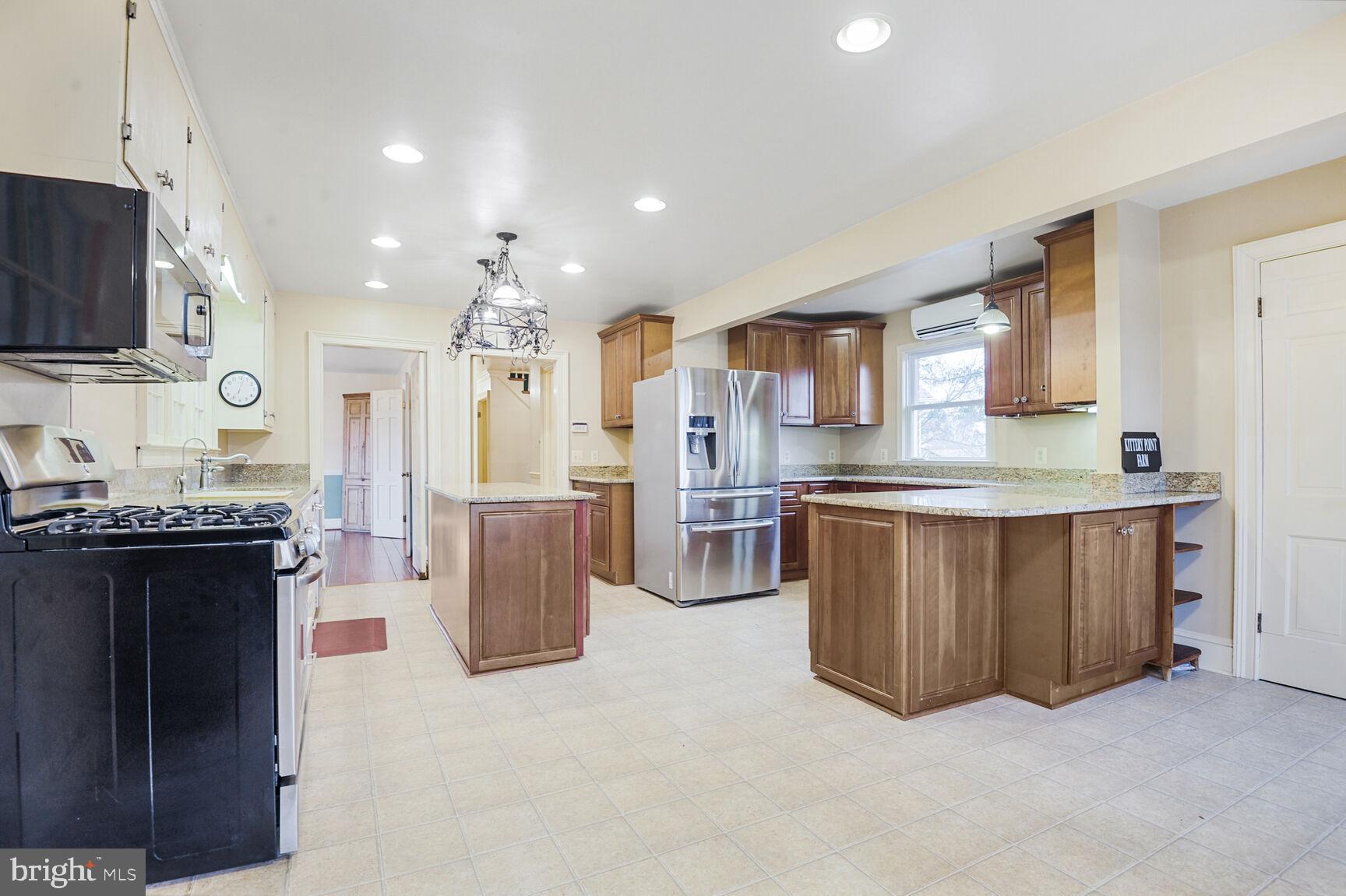 BERRYVILLE - Residential