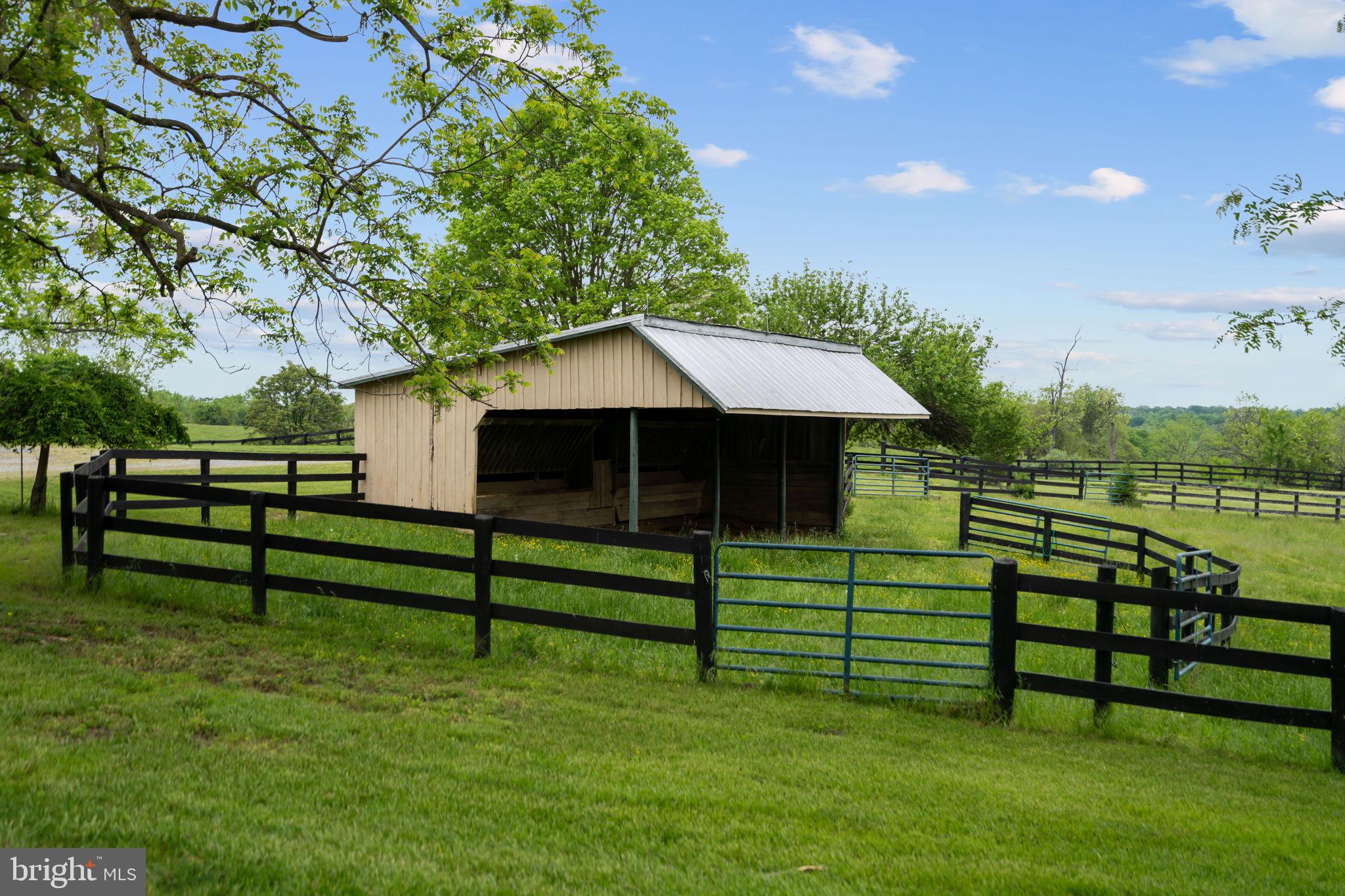 BERRYVILLE - Residential