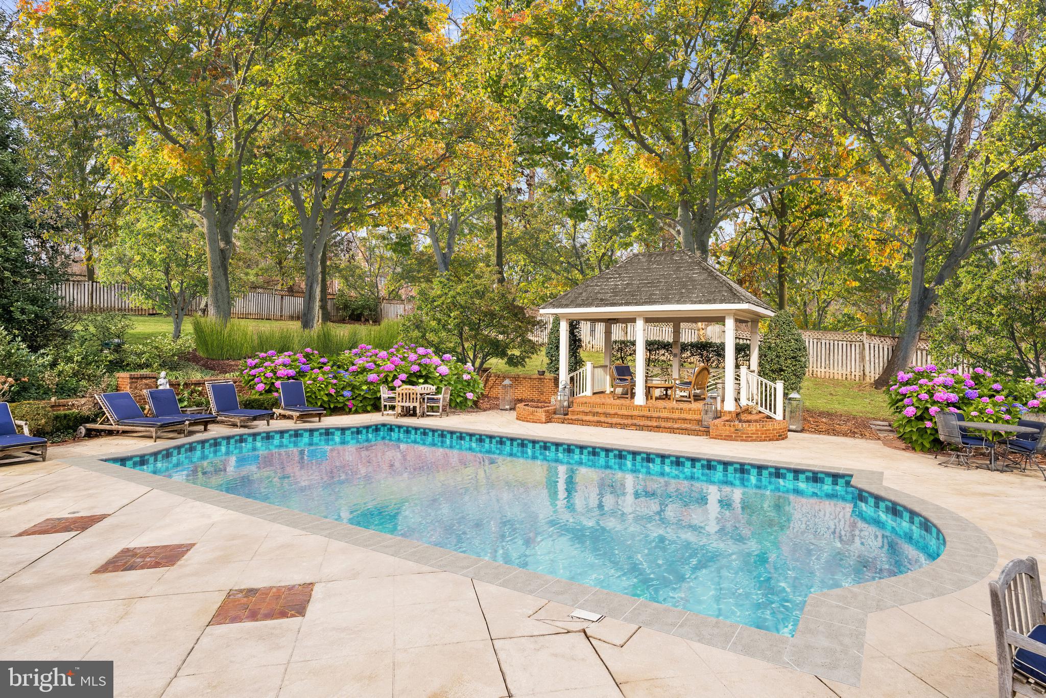 PINEY GLEN FARMS - Residential