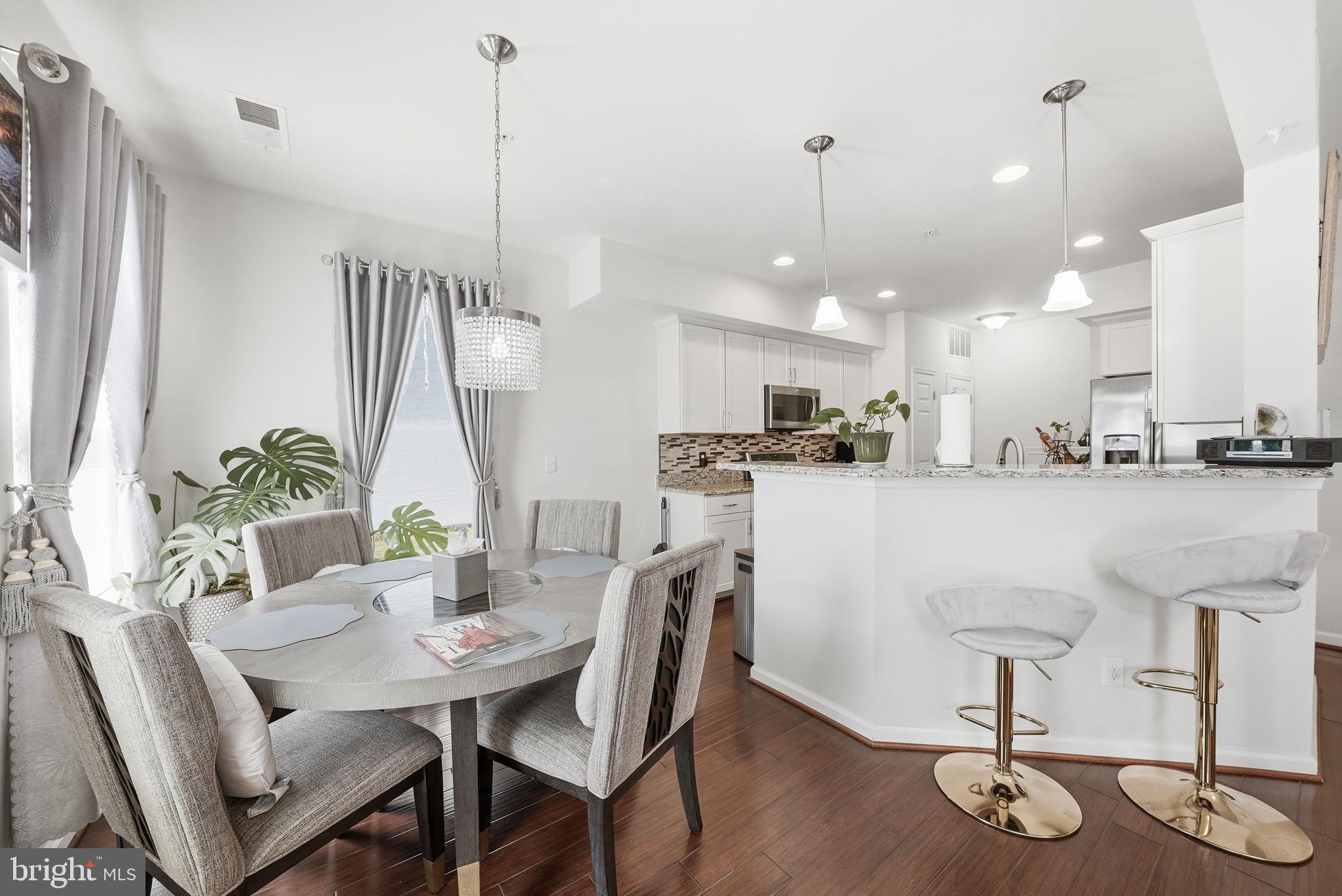 EAST GATE 3 CONDOMINIUM - Residential