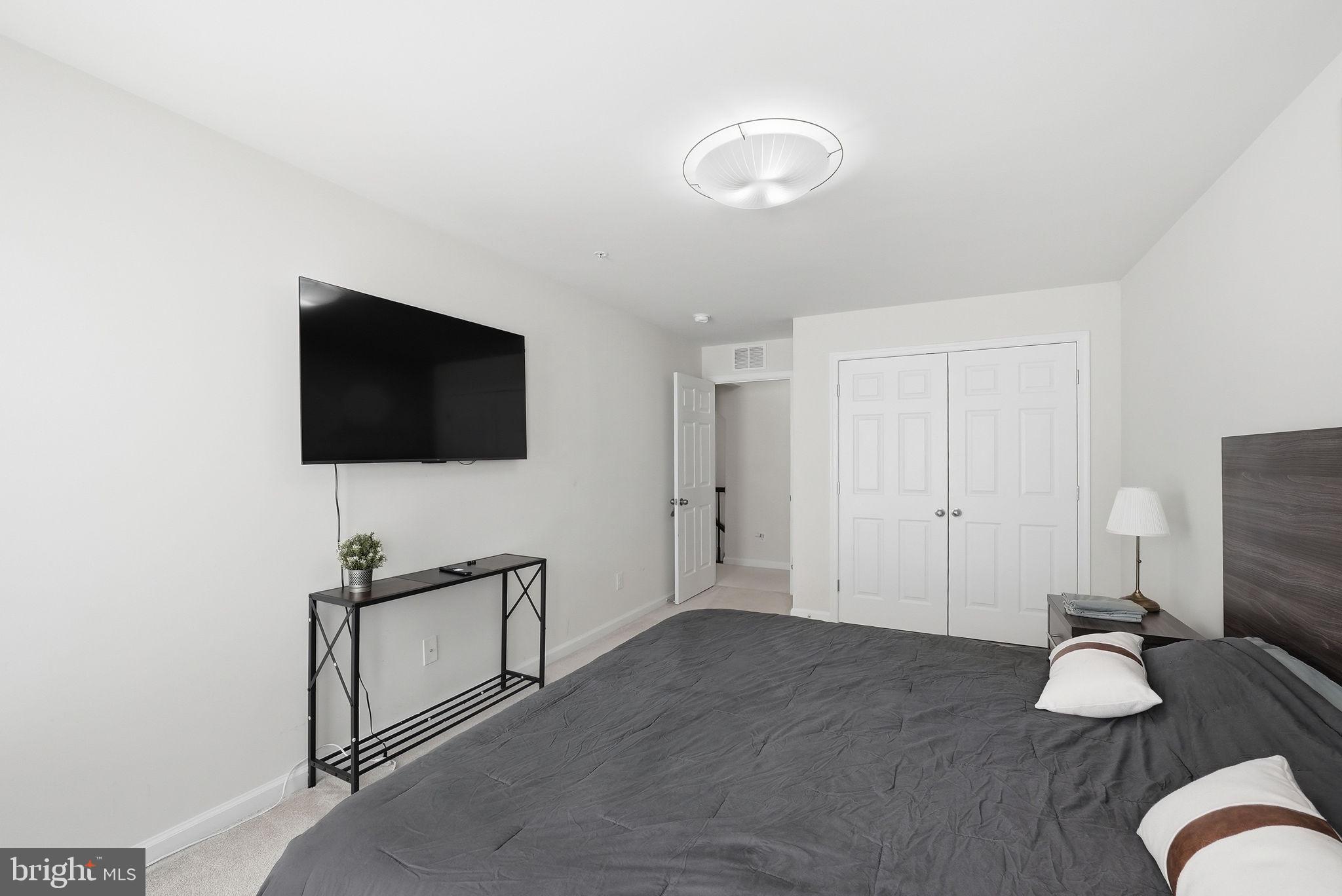 EAST GATE 3 CONDOMINIUM - Residential