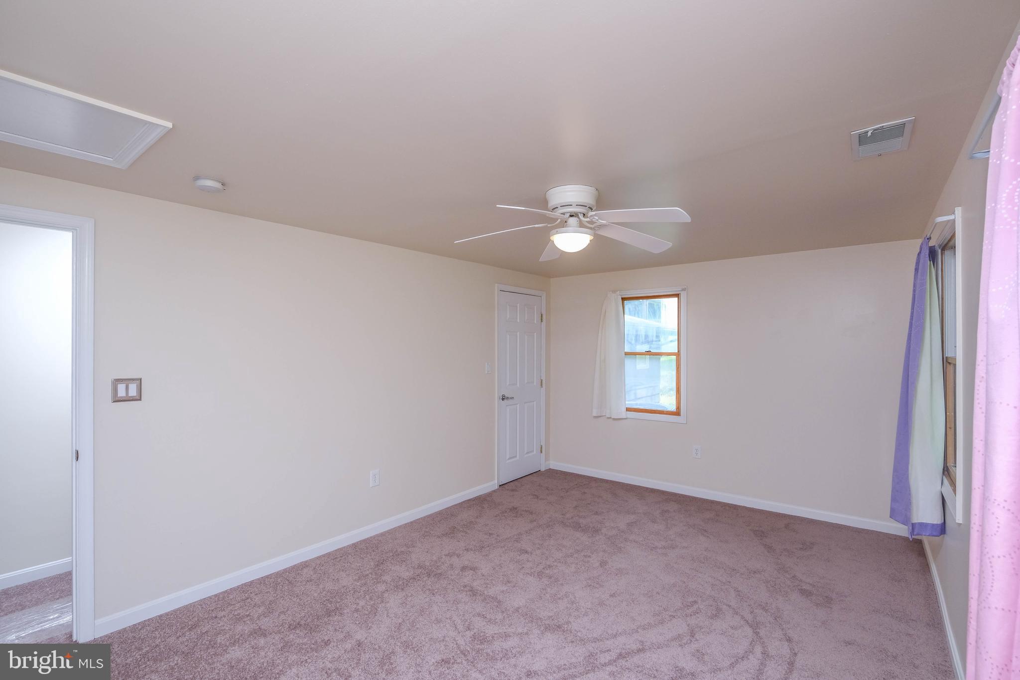 SKYLAND ESTATES - Residential