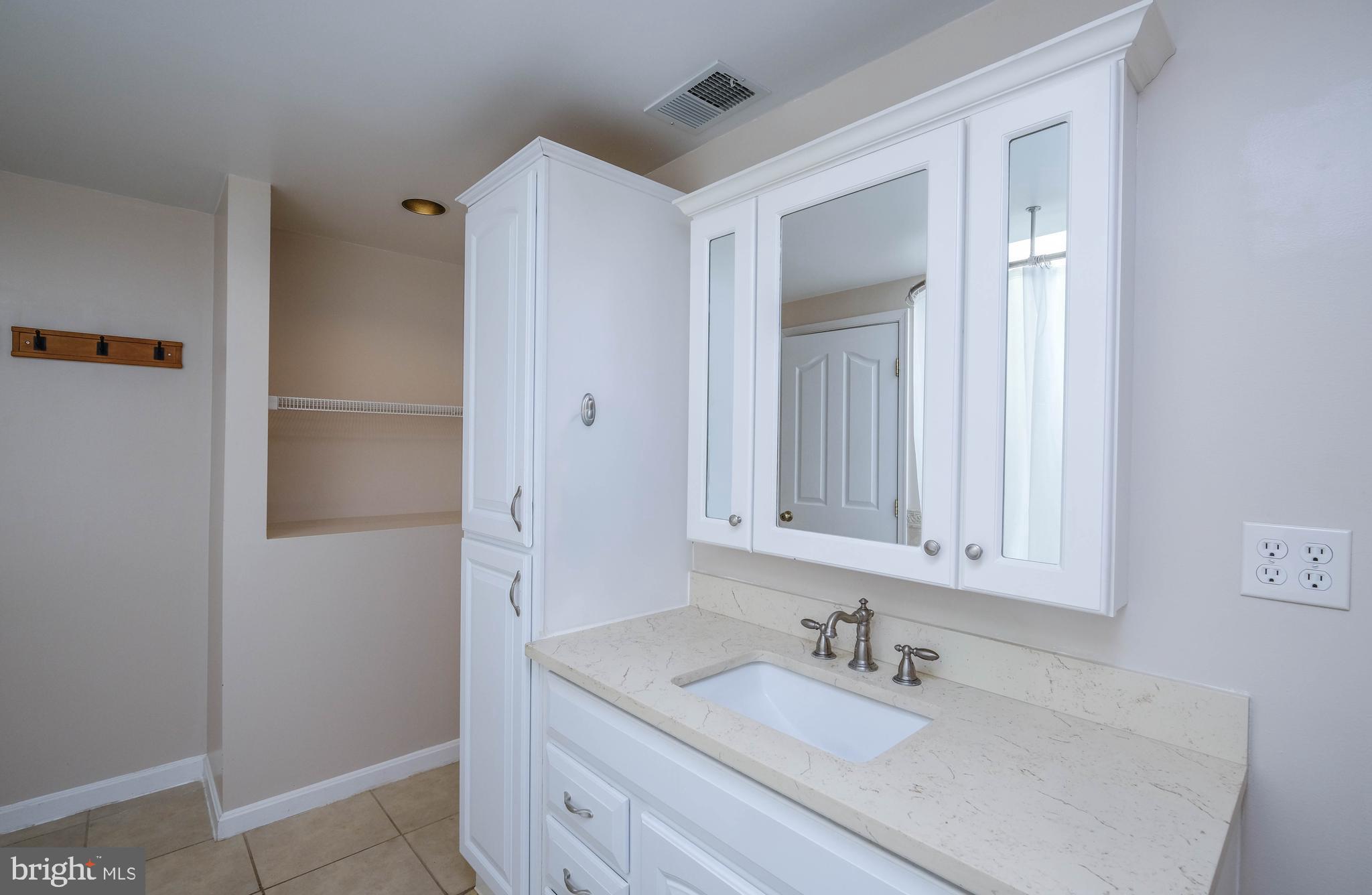 SKYLAND ESTATES - Residential