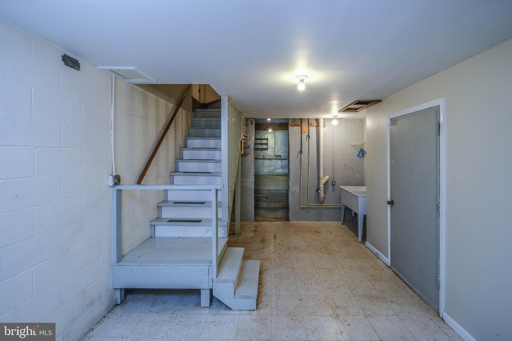 SKYLAND ESTATES - Residential