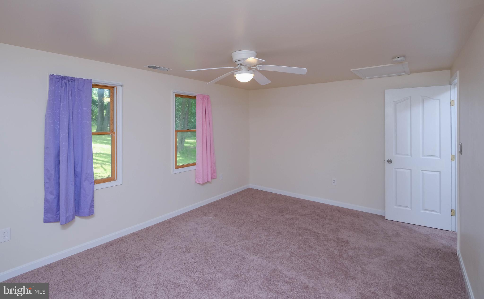 SKYLAND ESTATES - Residential