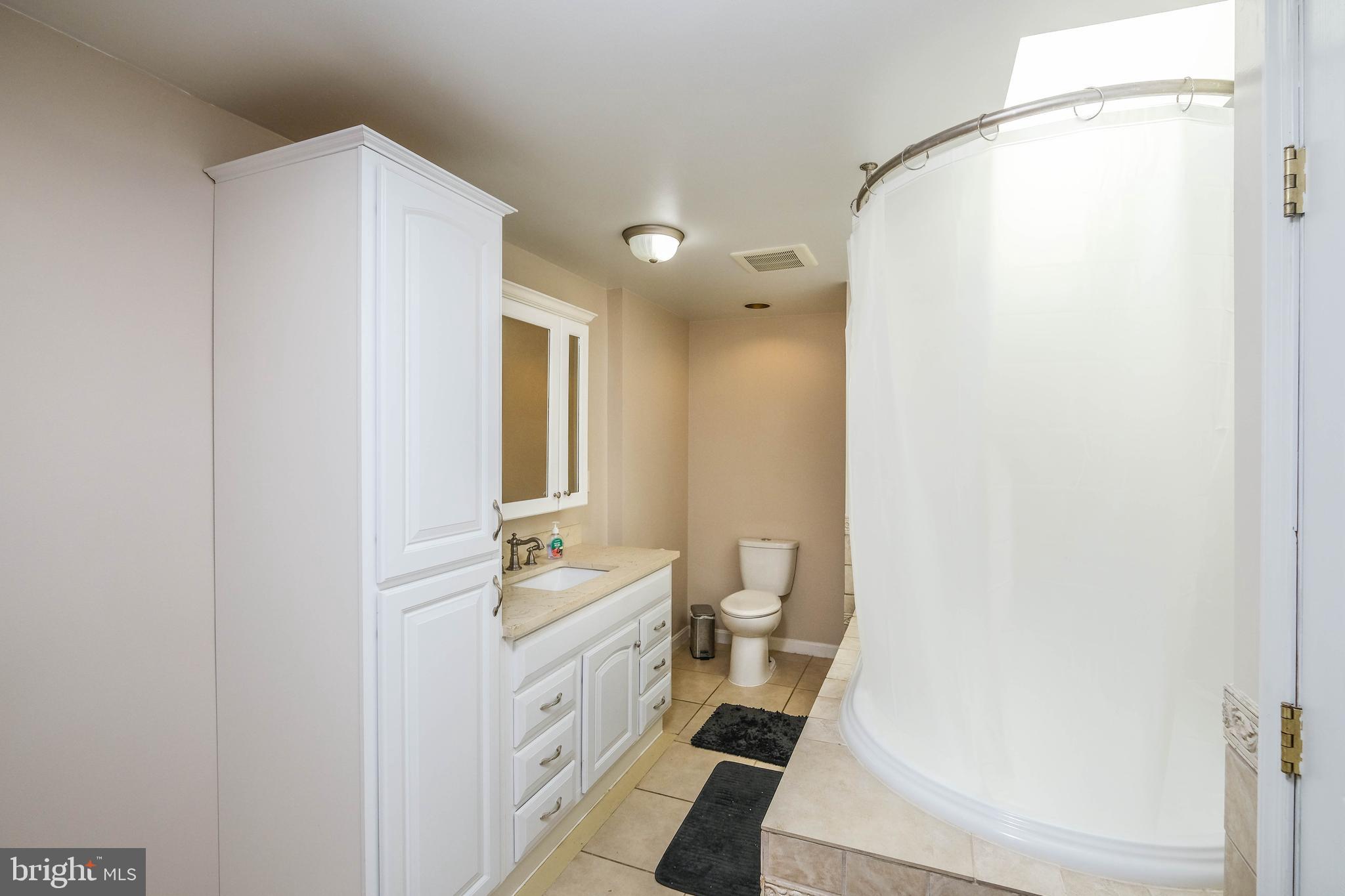 SKYLAND ESTATES - Residential