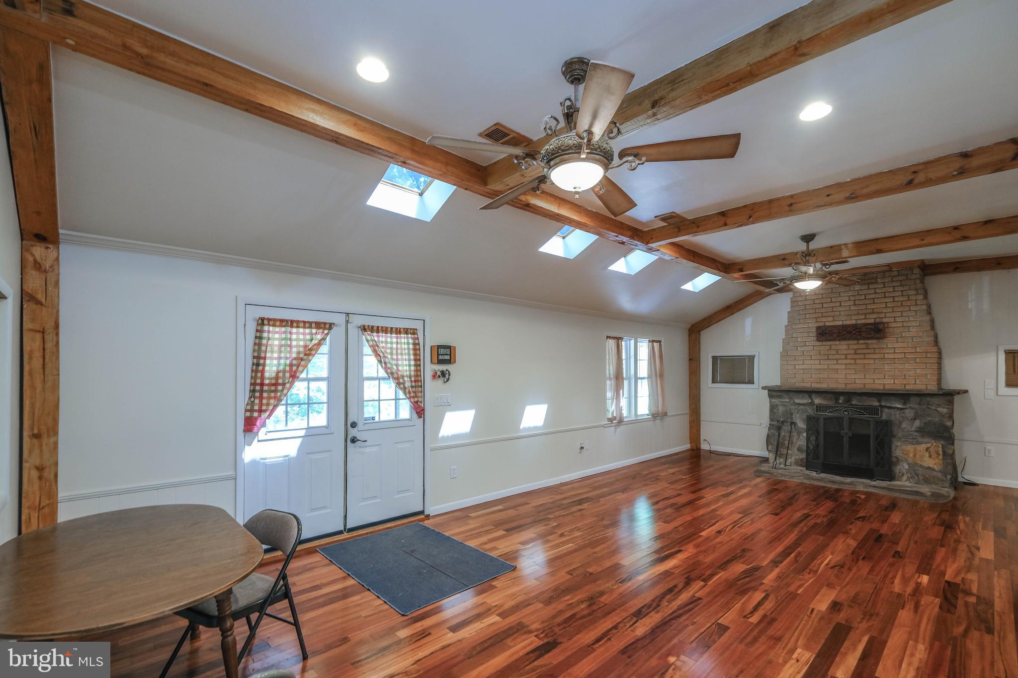 SKYLAND ESTATES - Residential