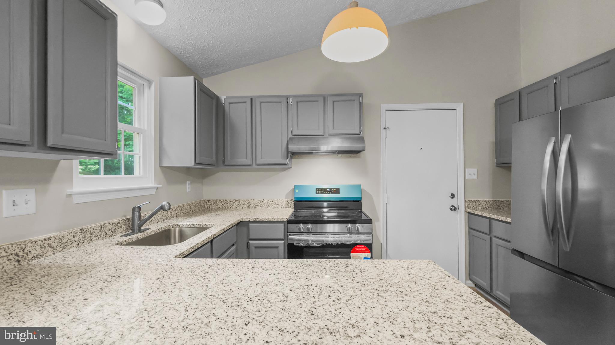 POTOMAC ESTATES - Residential