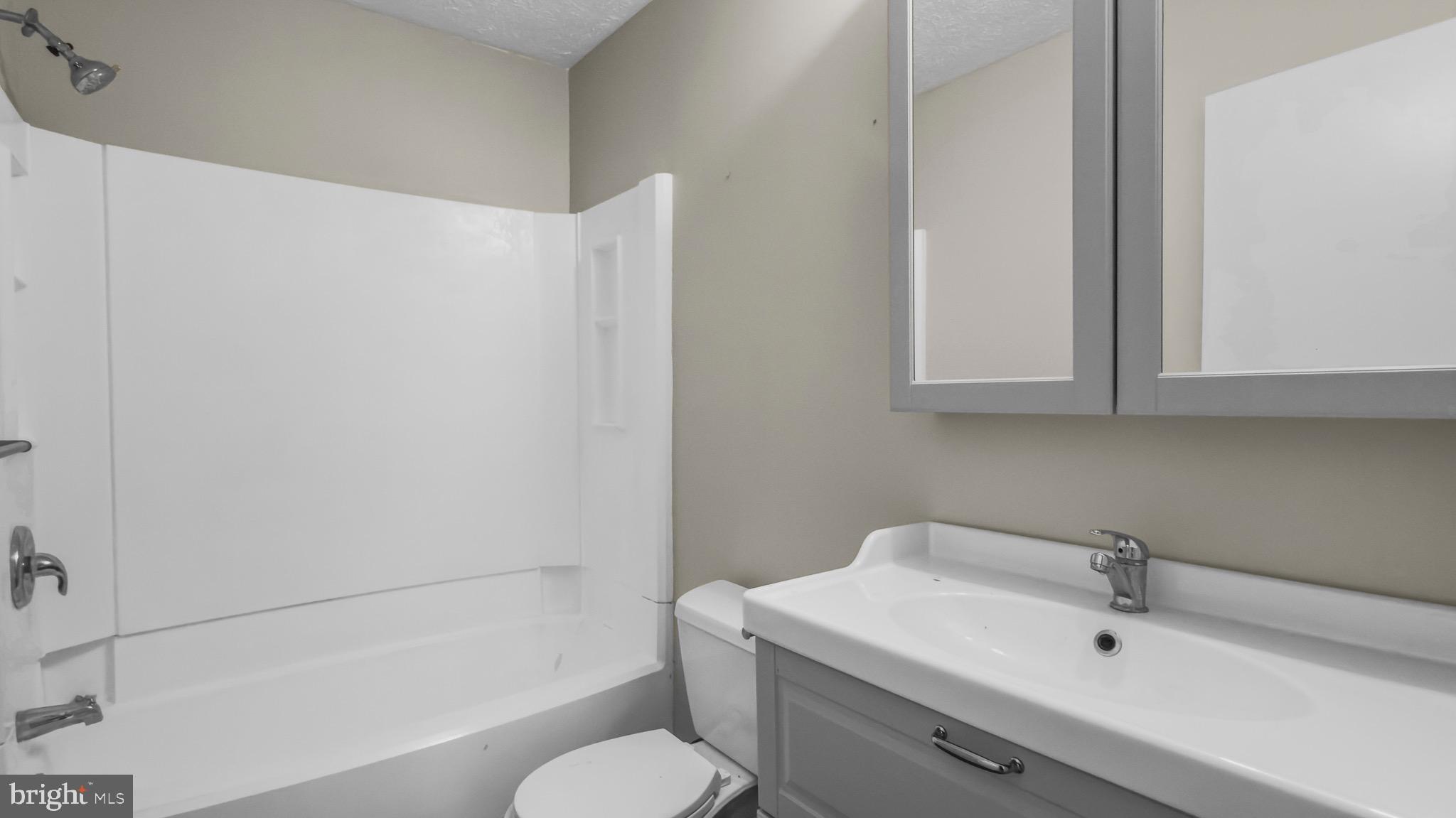 POTOMAC ESTATES - Residential