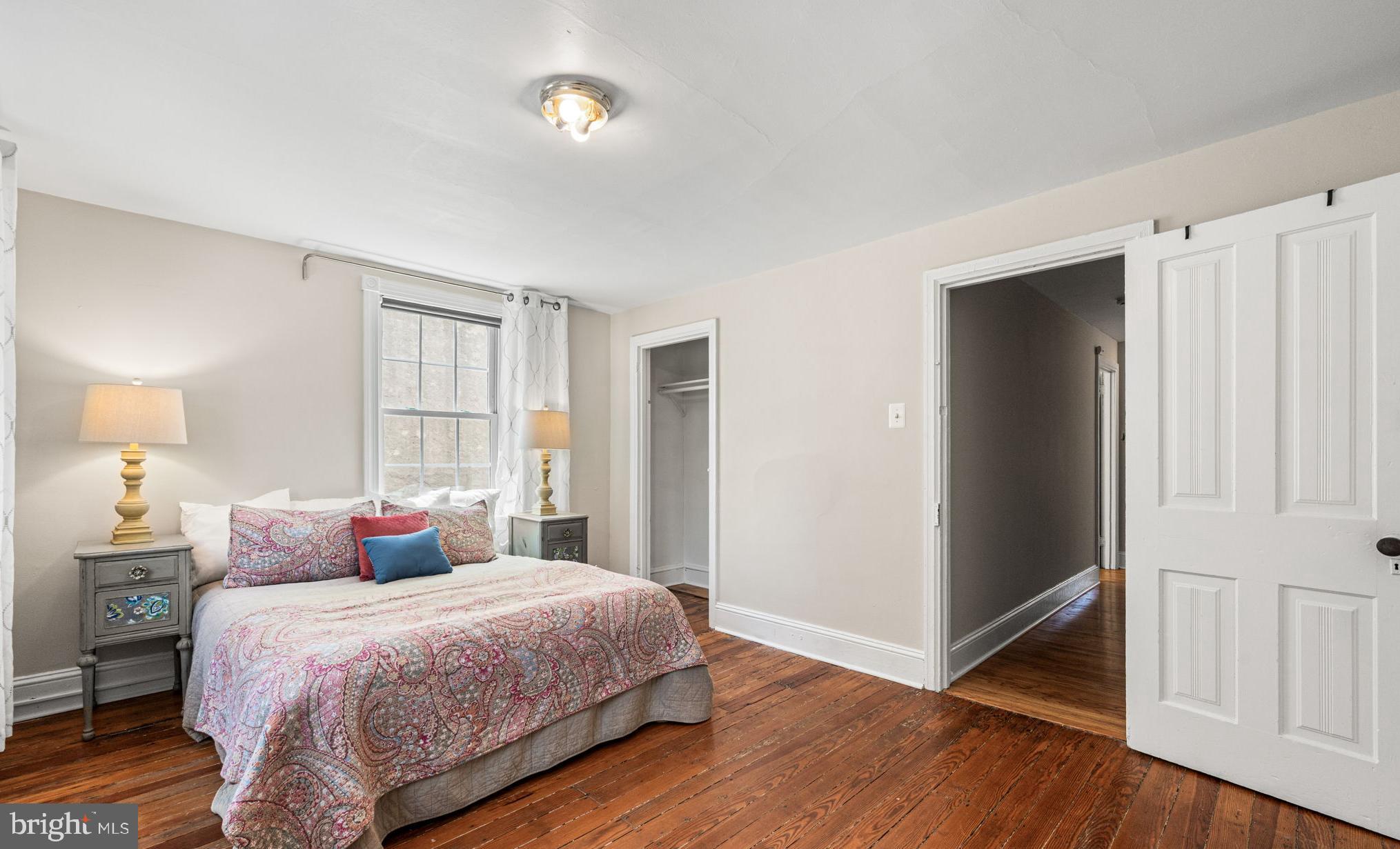 GARRETT HILL - Residential